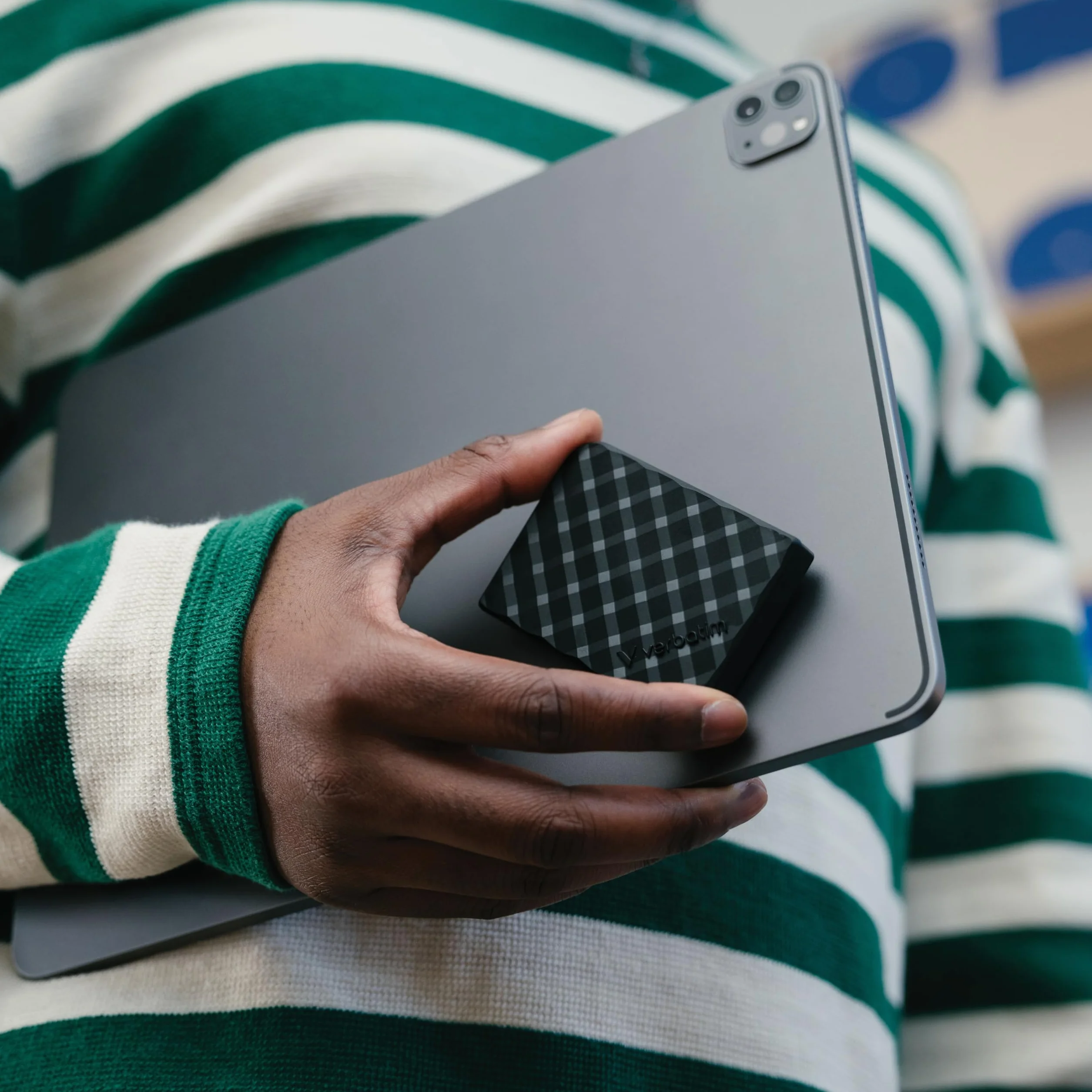 Verbatim Store 'n' Go Mini Diamond Portable SSD 512GB, USB 3.2 Gen 1 con adattatore USB-C 1000MB/s, compatto 35g, trasferimento dati ad alta velocità, software di backup nero, per PC e Mac, nero