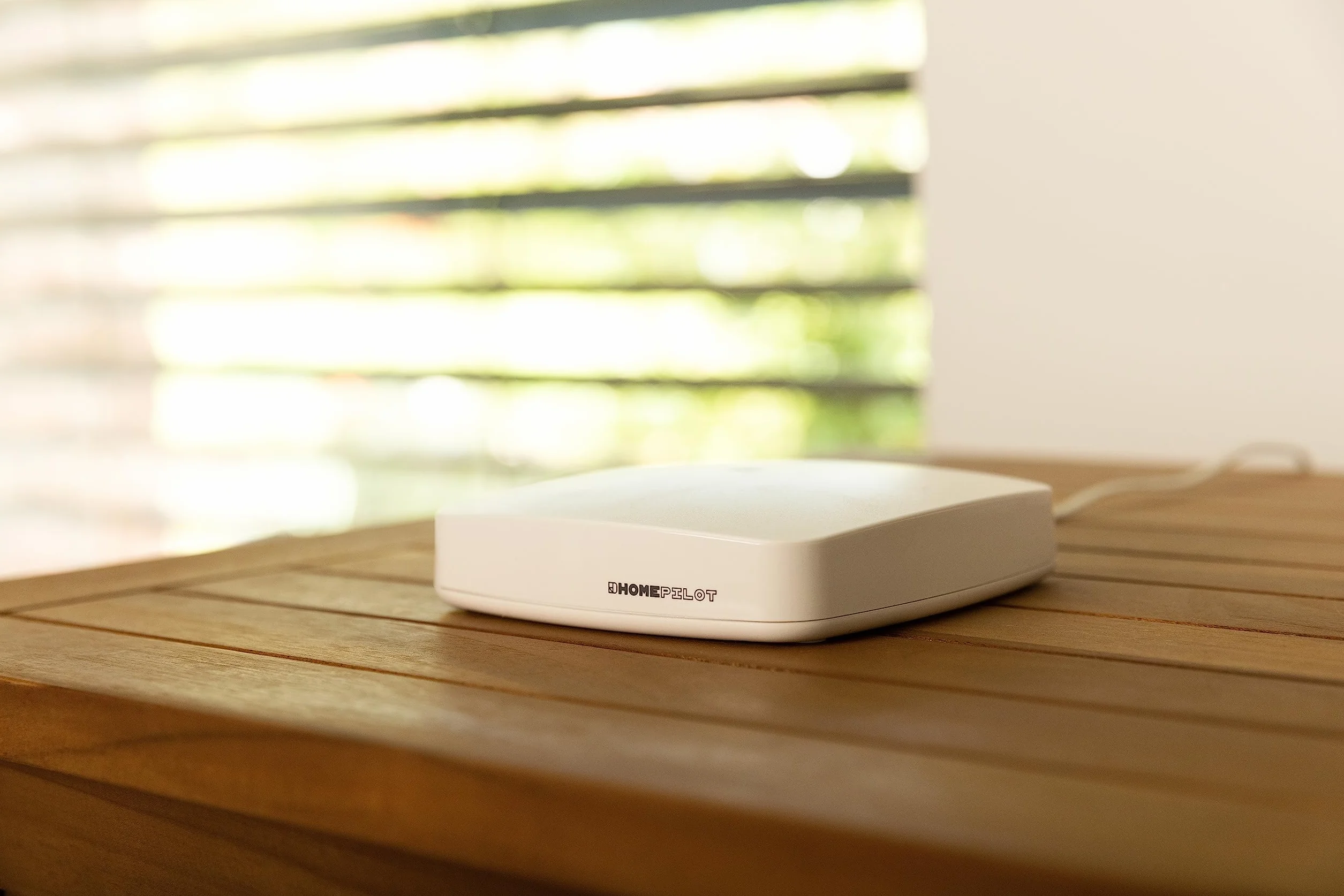 Home Pilot Gateway premium centrale smart home Matter-Bridge compatibile Apple Alexa Google Assistant