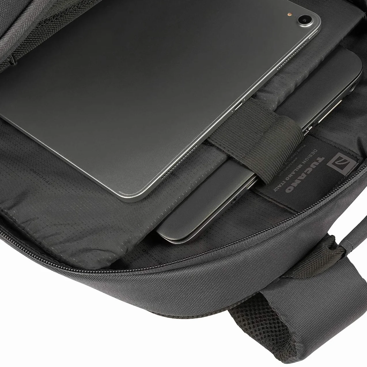 Tucano Lato Zaino per MacBook PRO e Notebook Fino a 17" [PC]