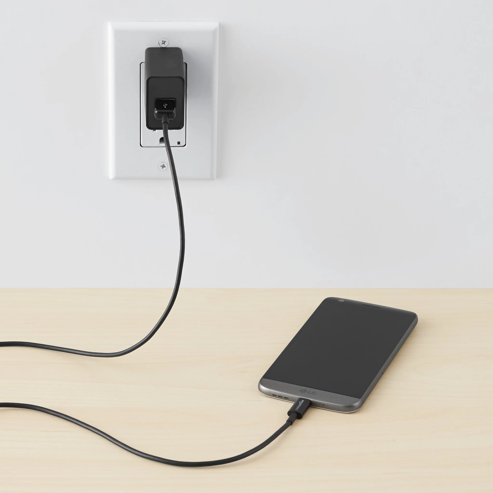 Amazon Basics Kabel USB-C na USB-A 2.0 480 Mbps 1.8 m Czarny