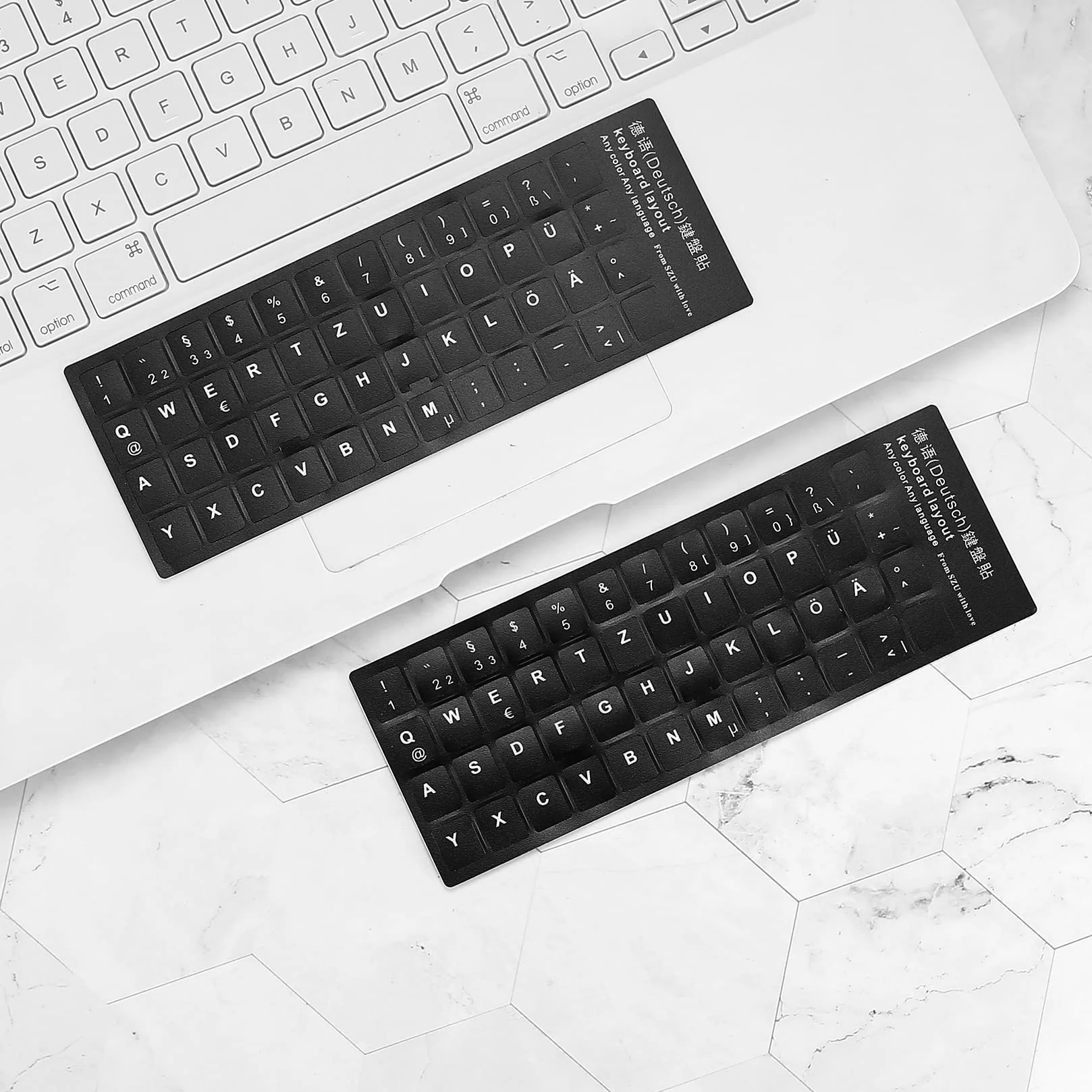 Tastiera Adesivi in Tedesco per Computer Portatile e Desktop, Kit di 7 Pezzi con Lettere Bianche su Sfondo Nero