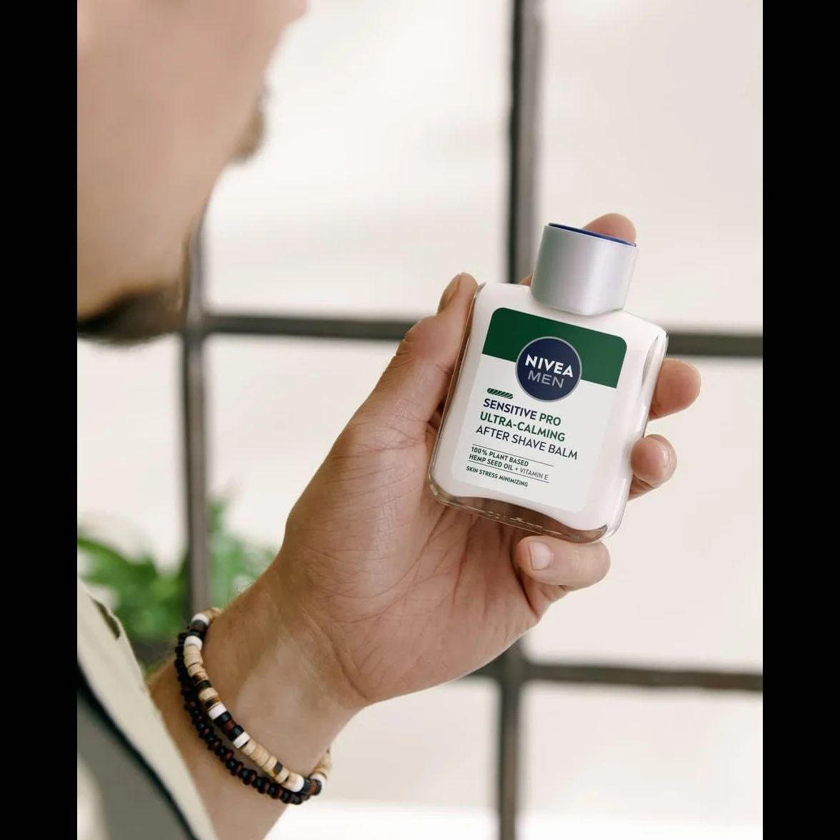 NIVEA MEN Sensitive Pro Balsamo Dopobarba Ultra-Calming 100 ml, After Shave Uomo con Olio di Semi di Canapa e Vitamina E