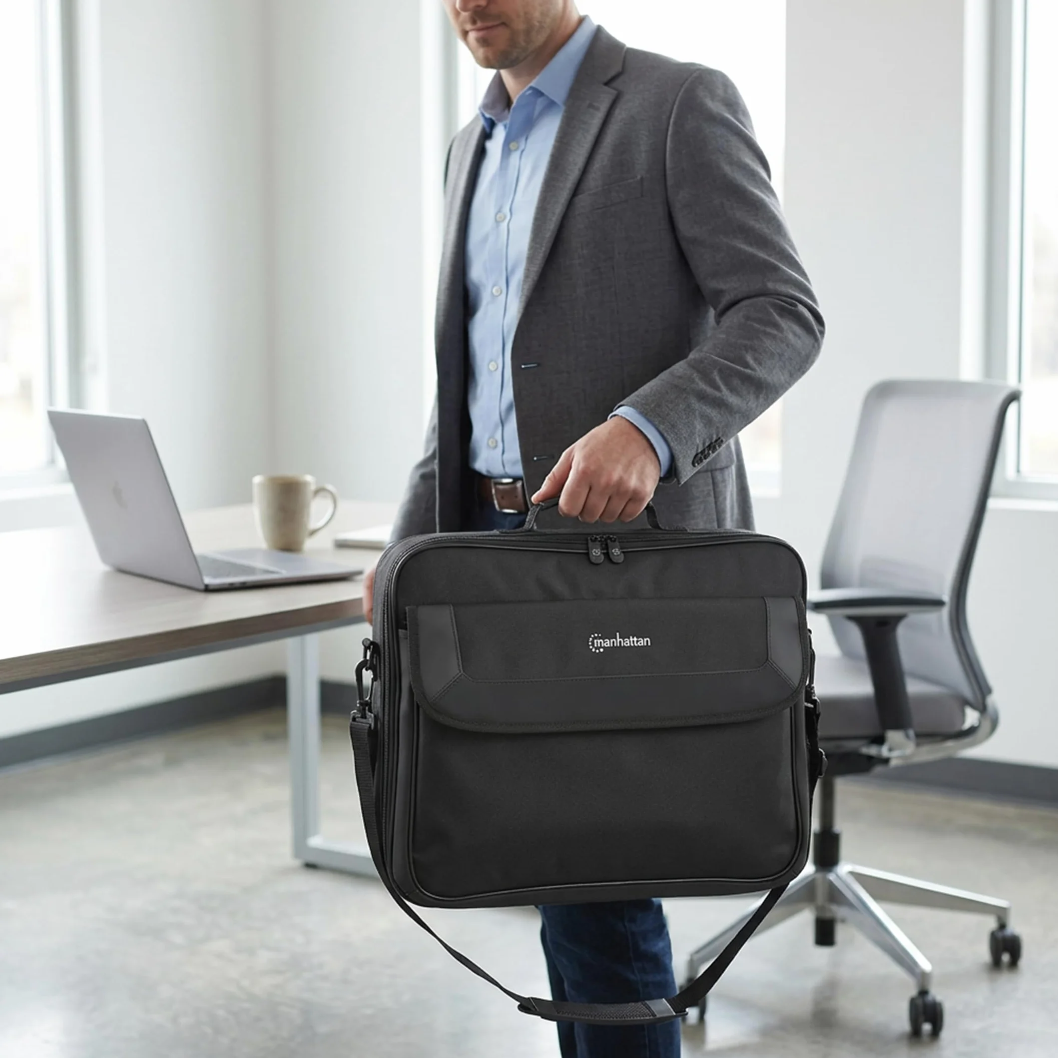 Manhattan Cambridge Clamshell - Borsa da viaggio da 15,6", colore: Nero