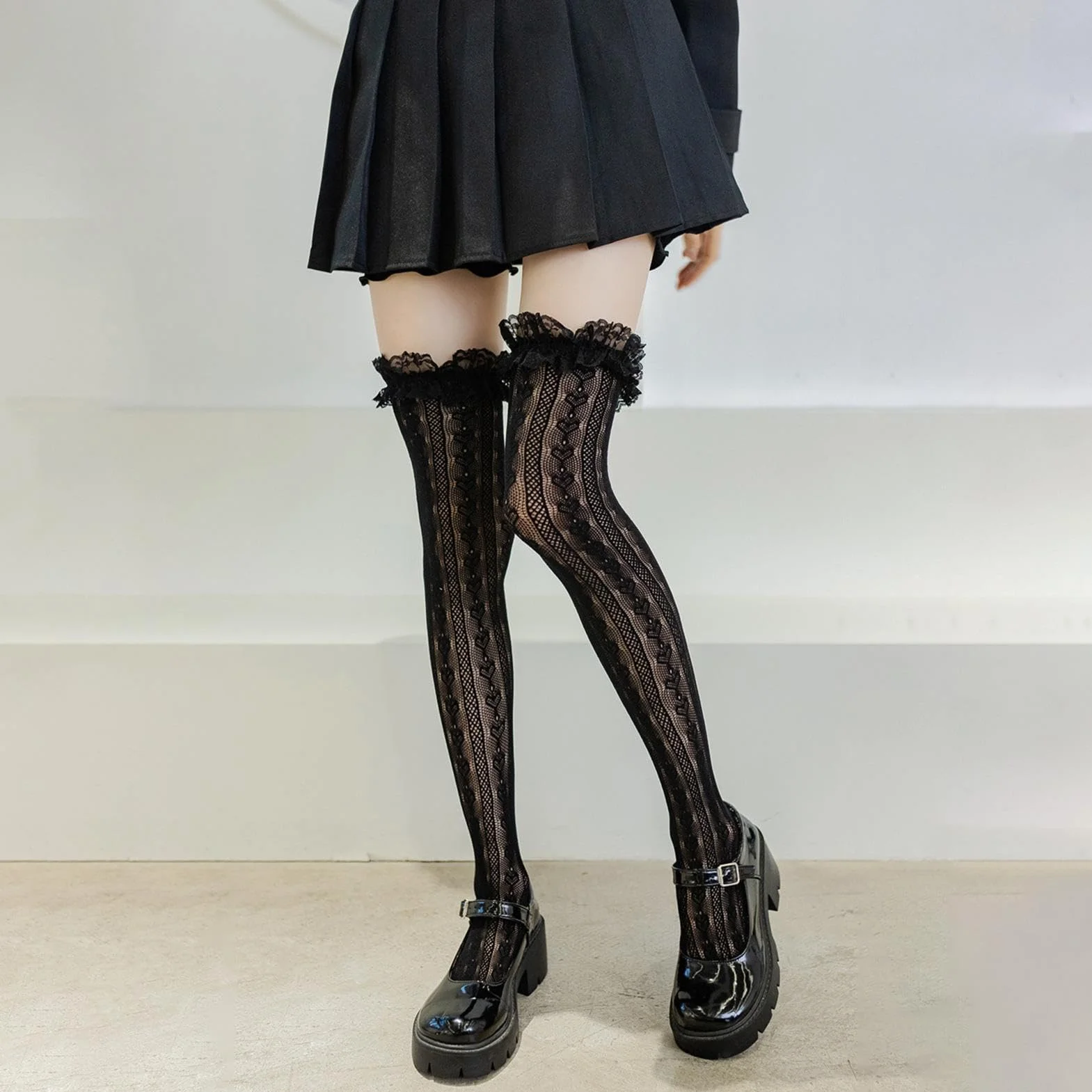 Calzini a vitello in pizzo da donna sopra il ginocchio JK Long Tube Love Lace Over the Knee Socks