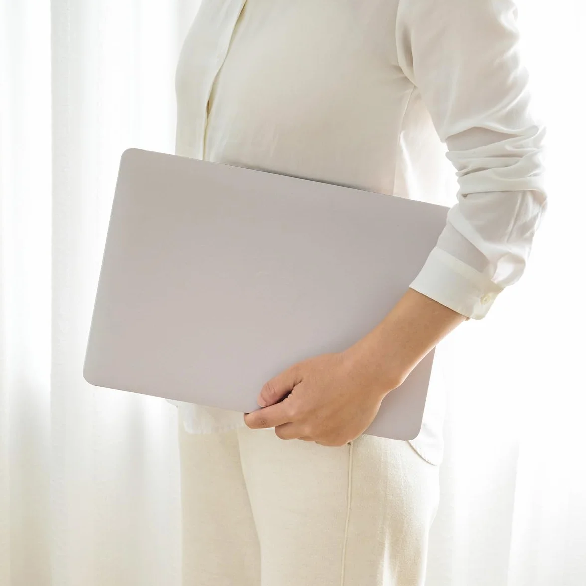 Adesivo per Laptop 15-15,6 Pollici, Pellicola in Vinile Riutilizzabile per Coprire Laptop da 13, 13,3, 14, 15,4 Pollici, Decorativo, Antigraffio, Impermeabile (066 Bianco Crema)