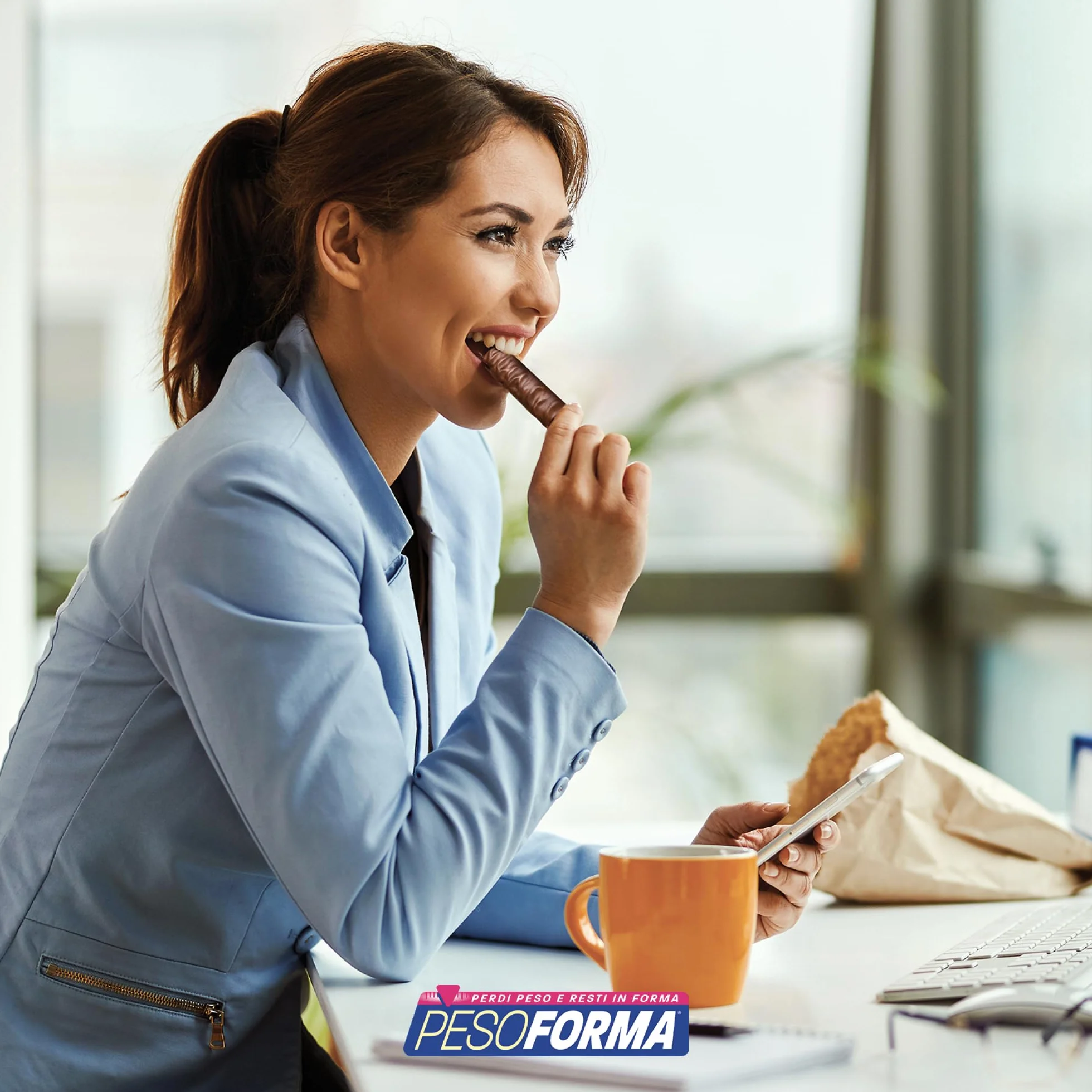 Pesoforma Barrette Cioccolato Fondente Amabile 236 Kcal Pasti sostitutivi dimagranti Ricco in proteine 6 pasti