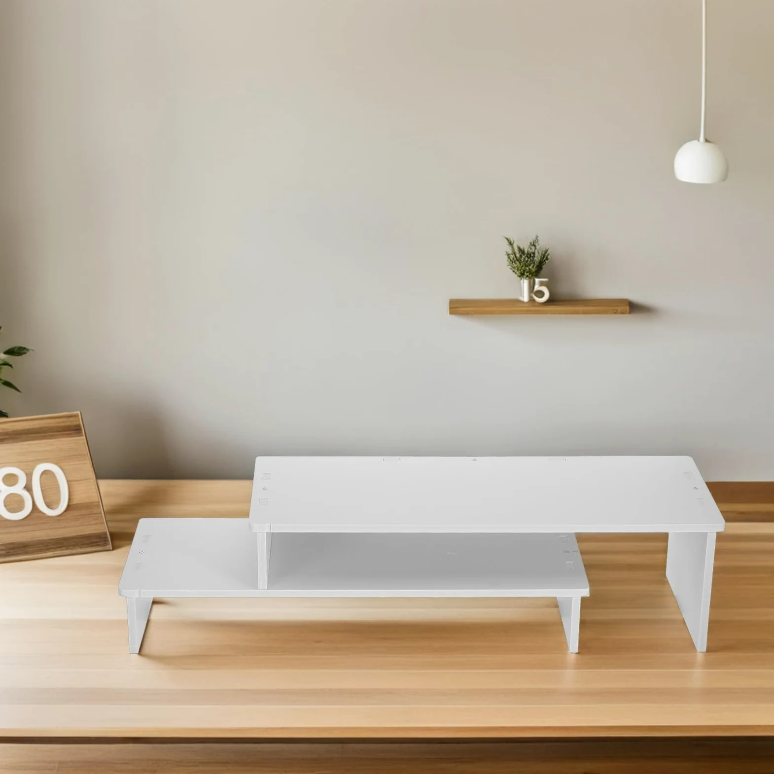 Supporto Monitor in Legno Bianco a 2 Livelli per Scrivania | Design a Doppio Strato, Superficie Raffinata, Base Stabile Antiscivolo, Adatto a Professionisti e Studenti