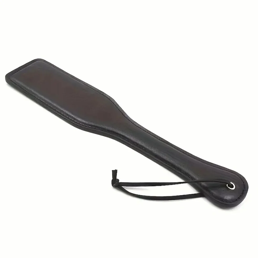Paddle in Pelle Nera per Giochi di Ruolo