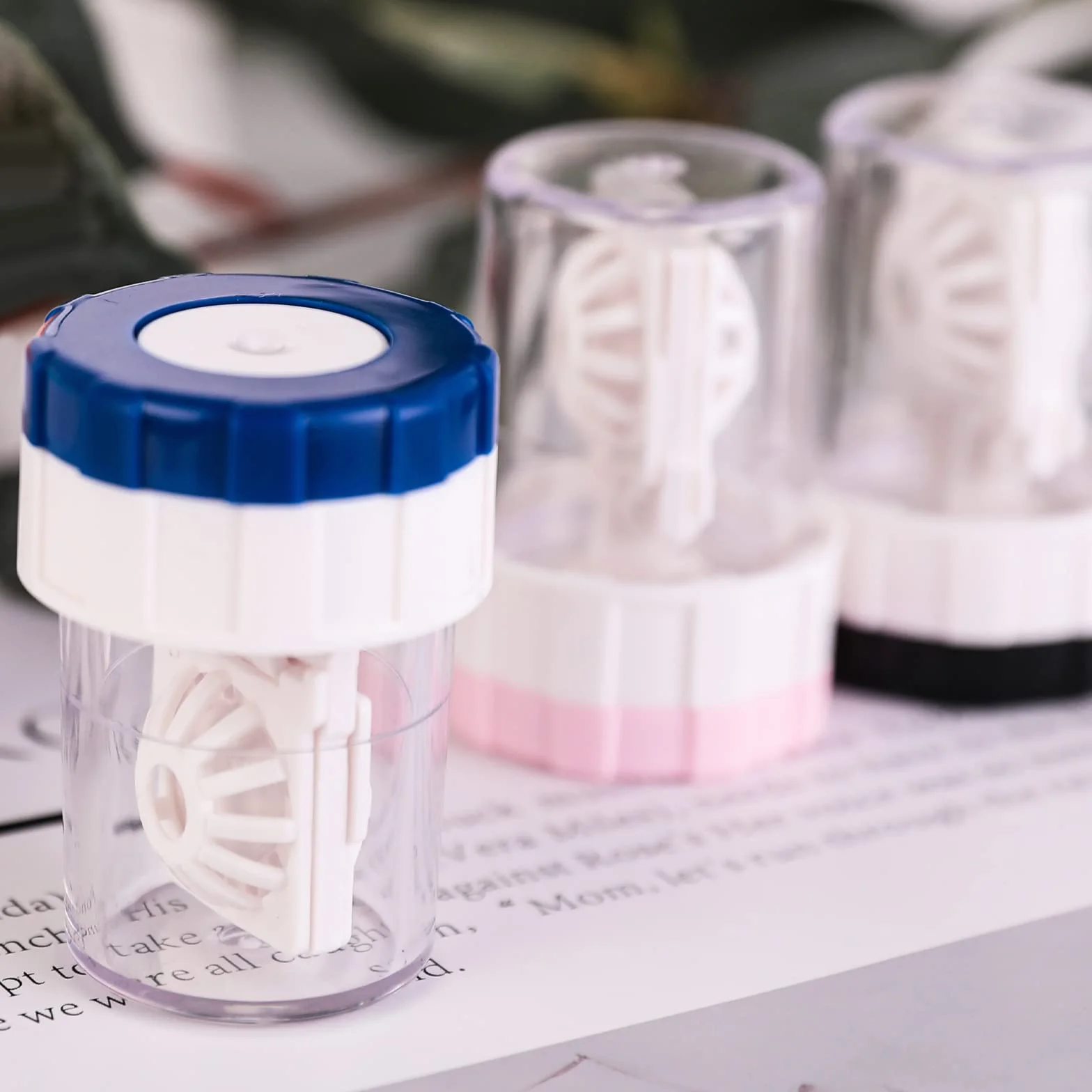 Pulitore portatile a rotazione per lenti a contatto 3 Pezzi Contenitore di plastica
