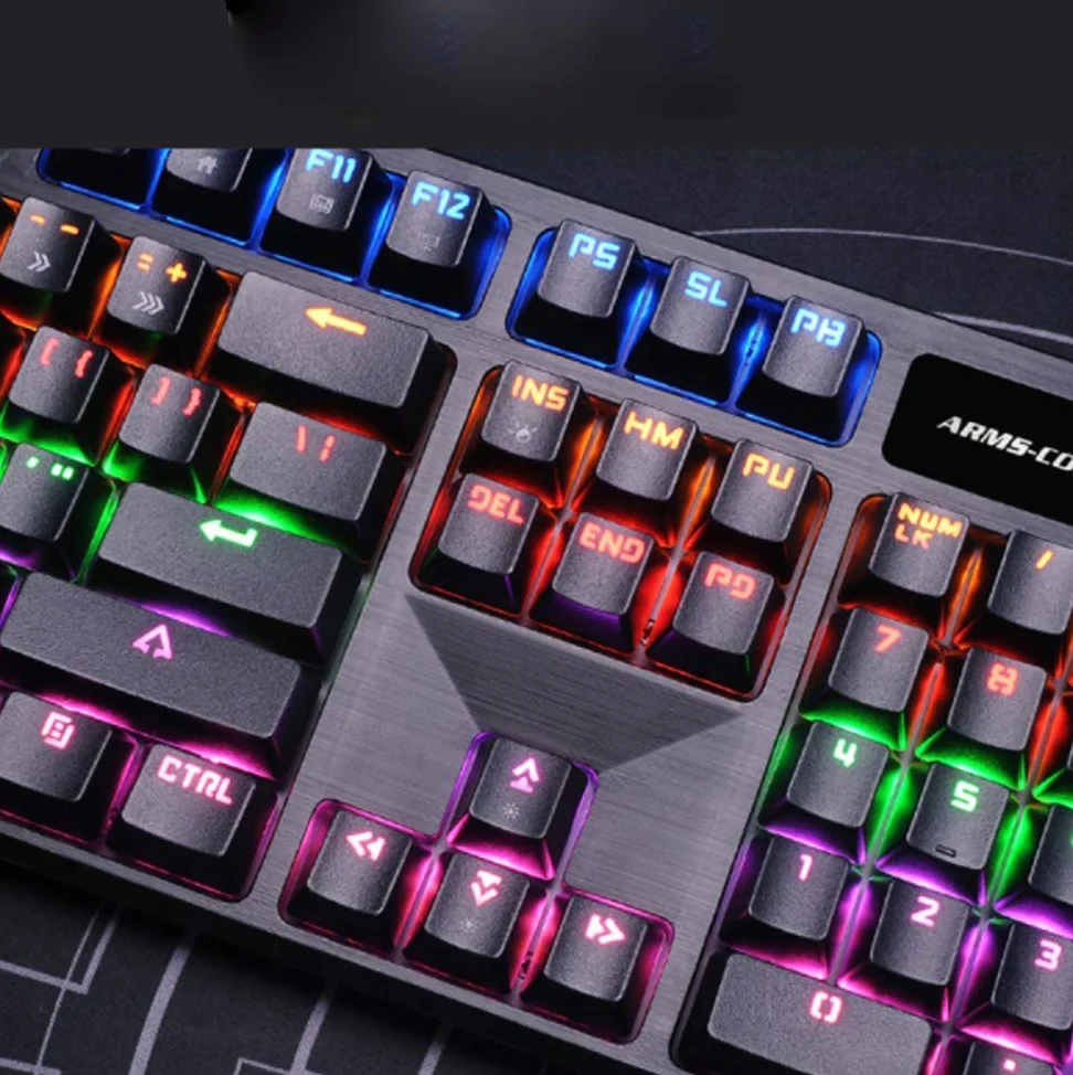 Yanghao Verde Albero Tastiera Meccanica 104 Chiavi RGB LED Backlight USB Wired Gaming Keyboard Polvere e la fuoriuscita Resistente per PC/Ufficio/Gamer
