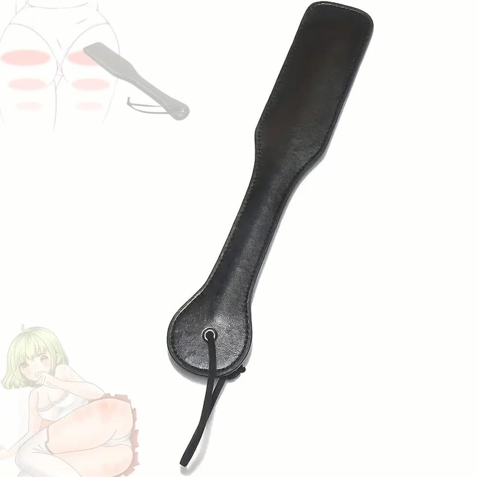 Paddle in Pelle Nera per Giochi di Ruolo