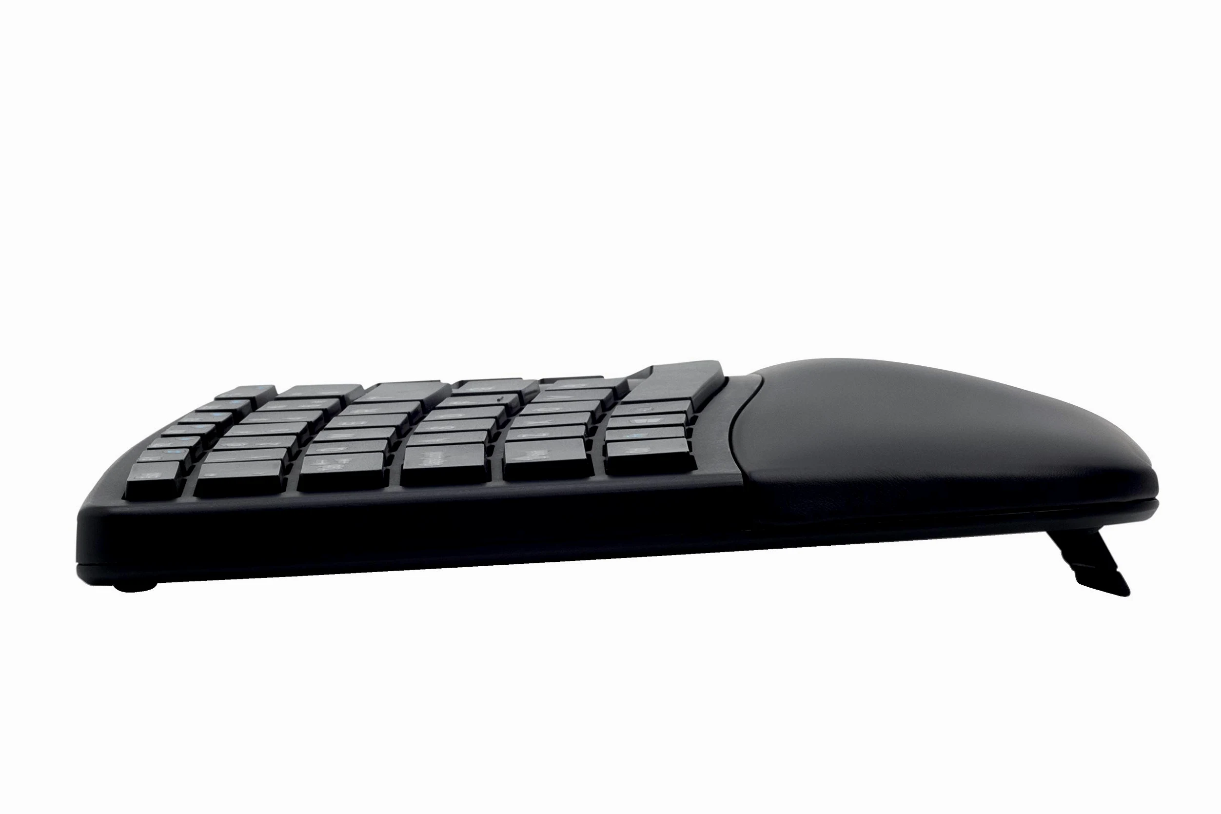 Kensington Set con Tastiera & Mouse Wireless Ergonomici ProFit Ergo, Tastiera Divisa con Layout Italiano, Mouse Ergo, Doppia Funzionalità, 2.4 GHz&Bluetooth, per Chrome OS, macOS e Windows K75406IT