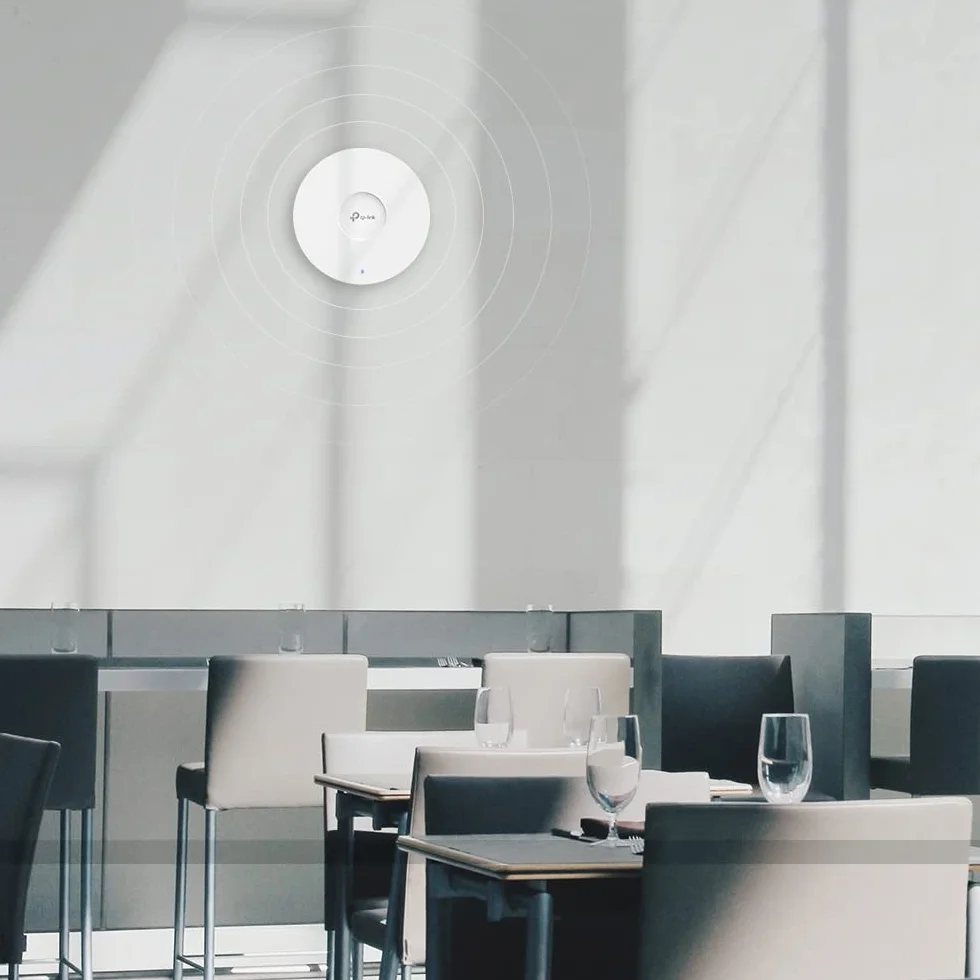 TP-Link EAP650 Access Point Wireless Wi-Fi 802.11ax AX3000 Dual Band, Supporto Poe+ 802.3at, Porte Gigabit, MU-Mimo, WPA3, Connessioni Multi-Dispositivi, Posizionamento Flessibile, Bianco