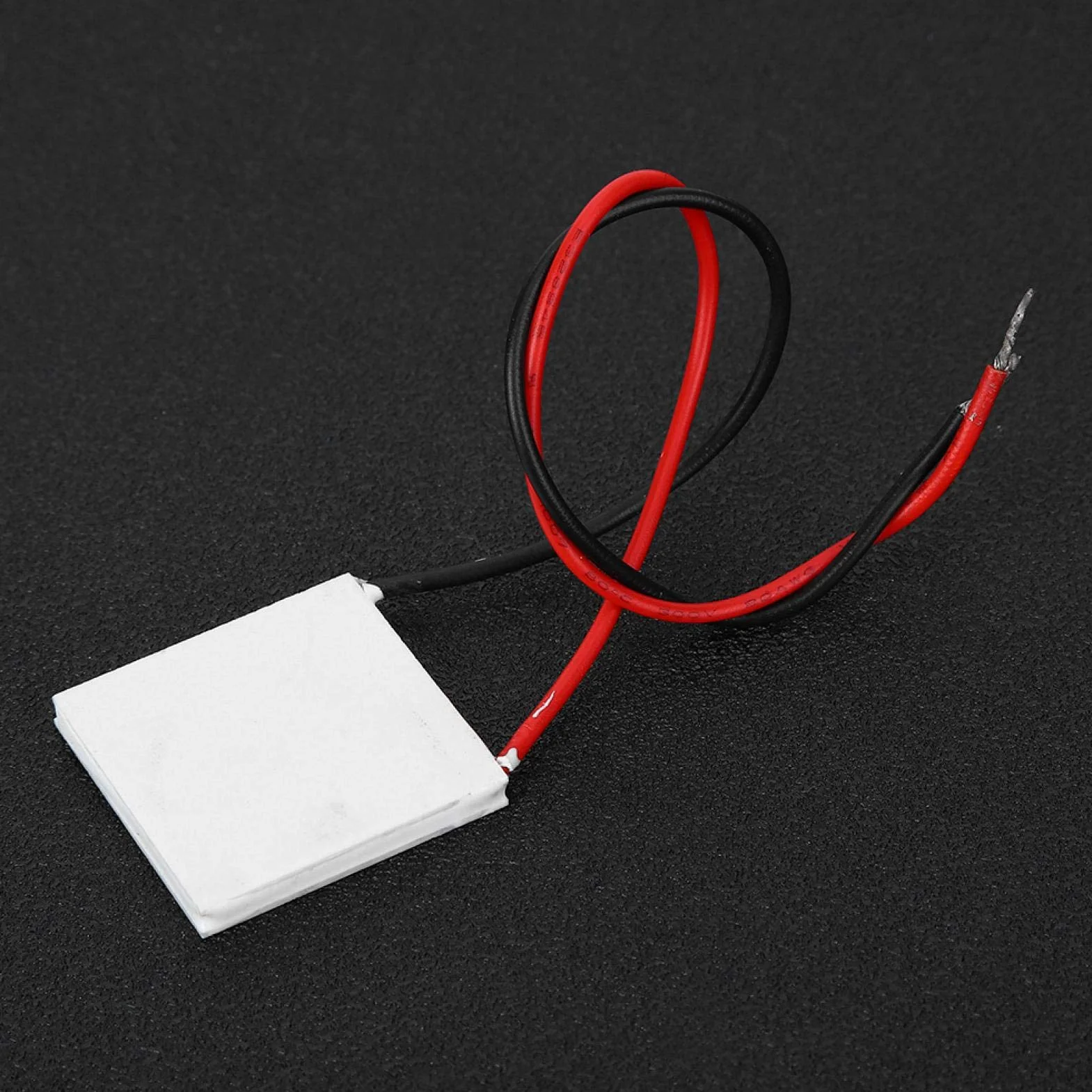 Cool Plate Module, Ceramica Durevole Lunga Durata Termoelettrica TEC1-12703 12V 3A 30 x 30mm Peltier Elemente Dissipatore di Calore per Piatti Frigorifero