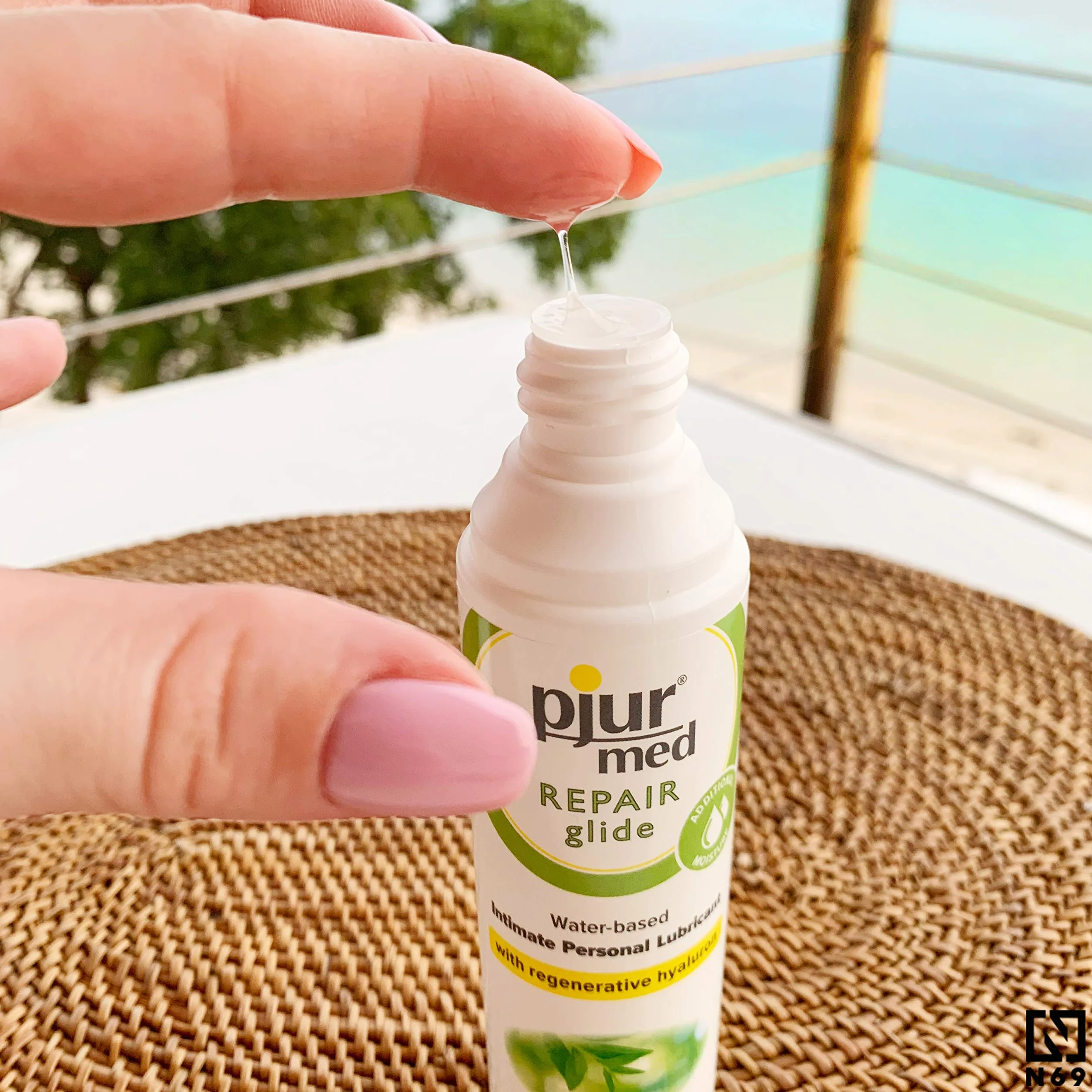 Pjur Med REPAIR Gel lubrificante medicinale a base d’acqua 100ml con acido ialuronico