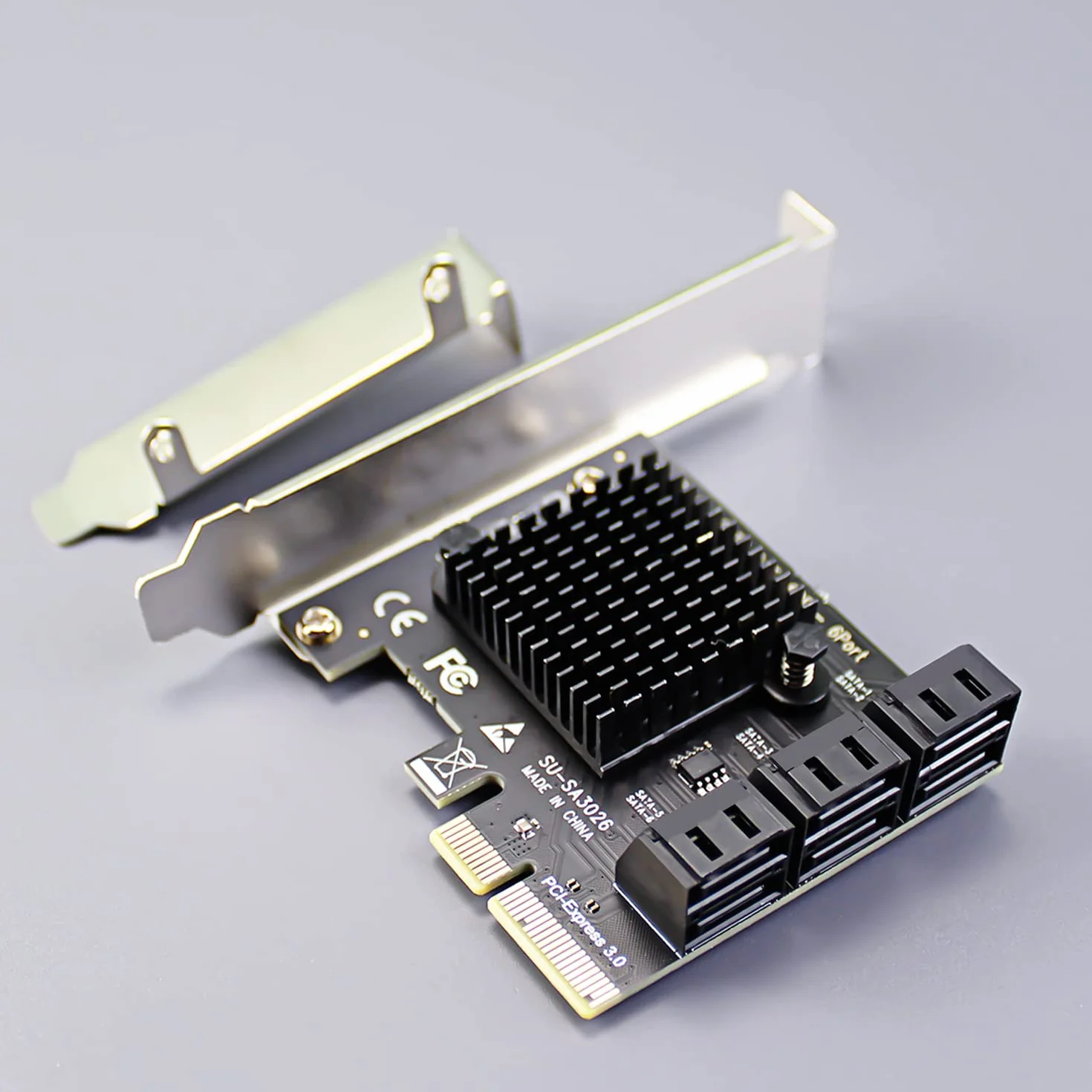 GLOTRENDS SA3026-C Scheda di espansione PCIe X4 SATA a 6 porte con cavi SATA e di alimentazione, compatibile con Windows, Linux, Mac OS, NAS