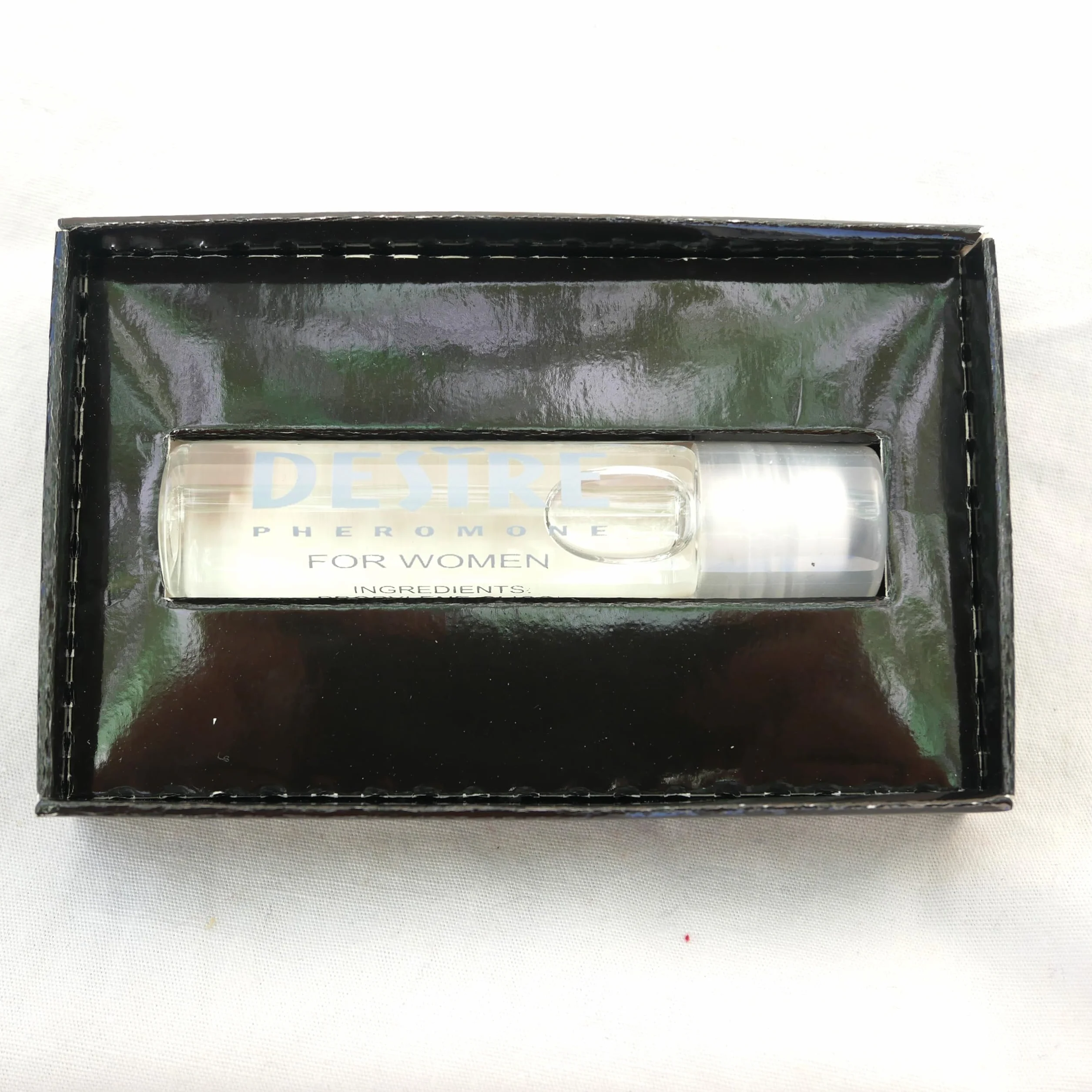 Invisible Desire Woman Profumo ai Feromoni 5ml - Seduzione per Donna