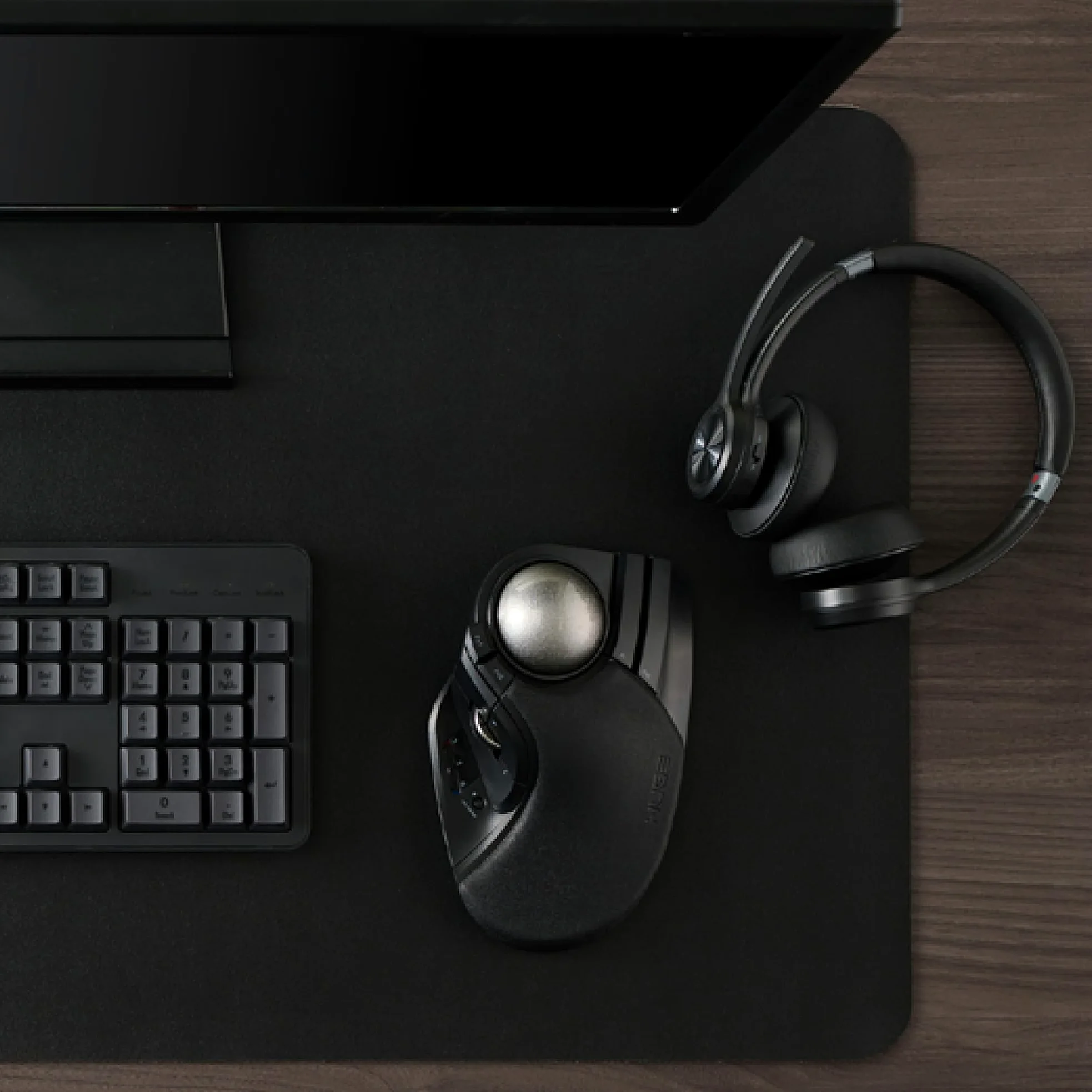 ELECOM Huge Plus - Mouse trackball wireless, ergonomico, palla grande da 52 mm, multi-connessione, Bluetooth, 2,4 GHz, Wireless, cablato, 10 pulsanti programmabili, ricaricabile, clic silenziosi, per