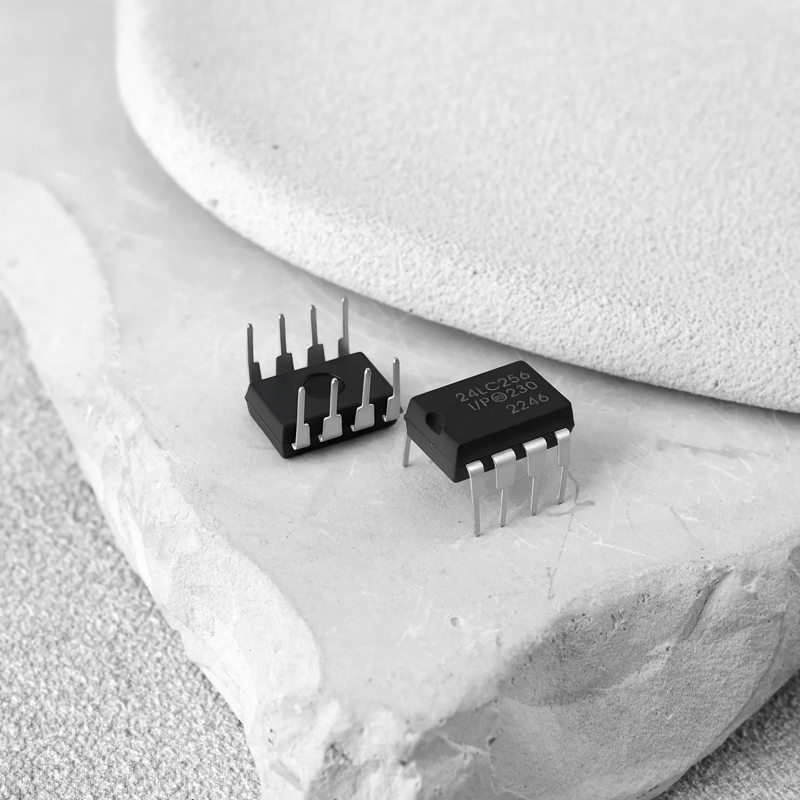EMSea 5 Pezzi Modulo di Chip di Memoria 24LC256-I/P Adatto per Circuiti Stampati Fai da Te Dip-8
