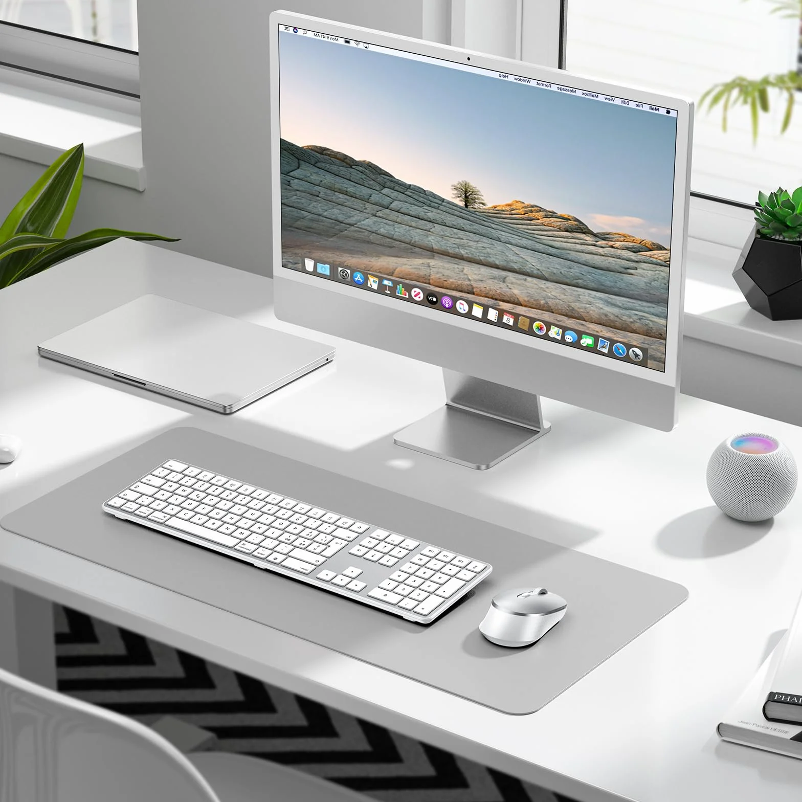 OMOTON Kit Tastiera e Mouse Wireless Bluetooth per Mac, Tastiera e Mouse Ricaricabile con 3 Canali Bluetooth per Mac Pro/Mini, MacBook Pro/Air, iMac, iMac Pro, Layout Italiano QWERTY, Argento