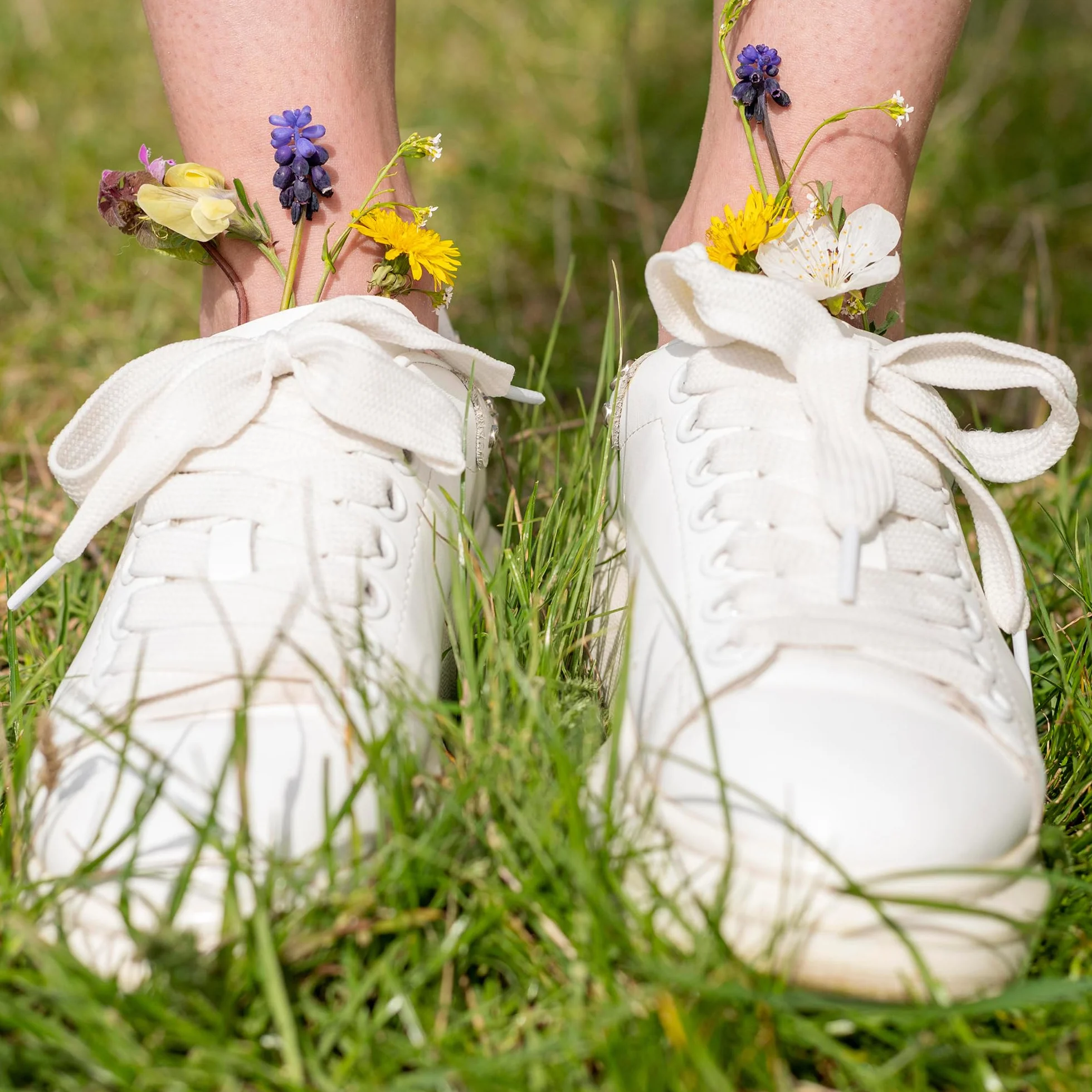Spray Deodorante per Sneakers 100 ml - Elimina Cattivi Odori e Igienizza, Profumazione Fresca