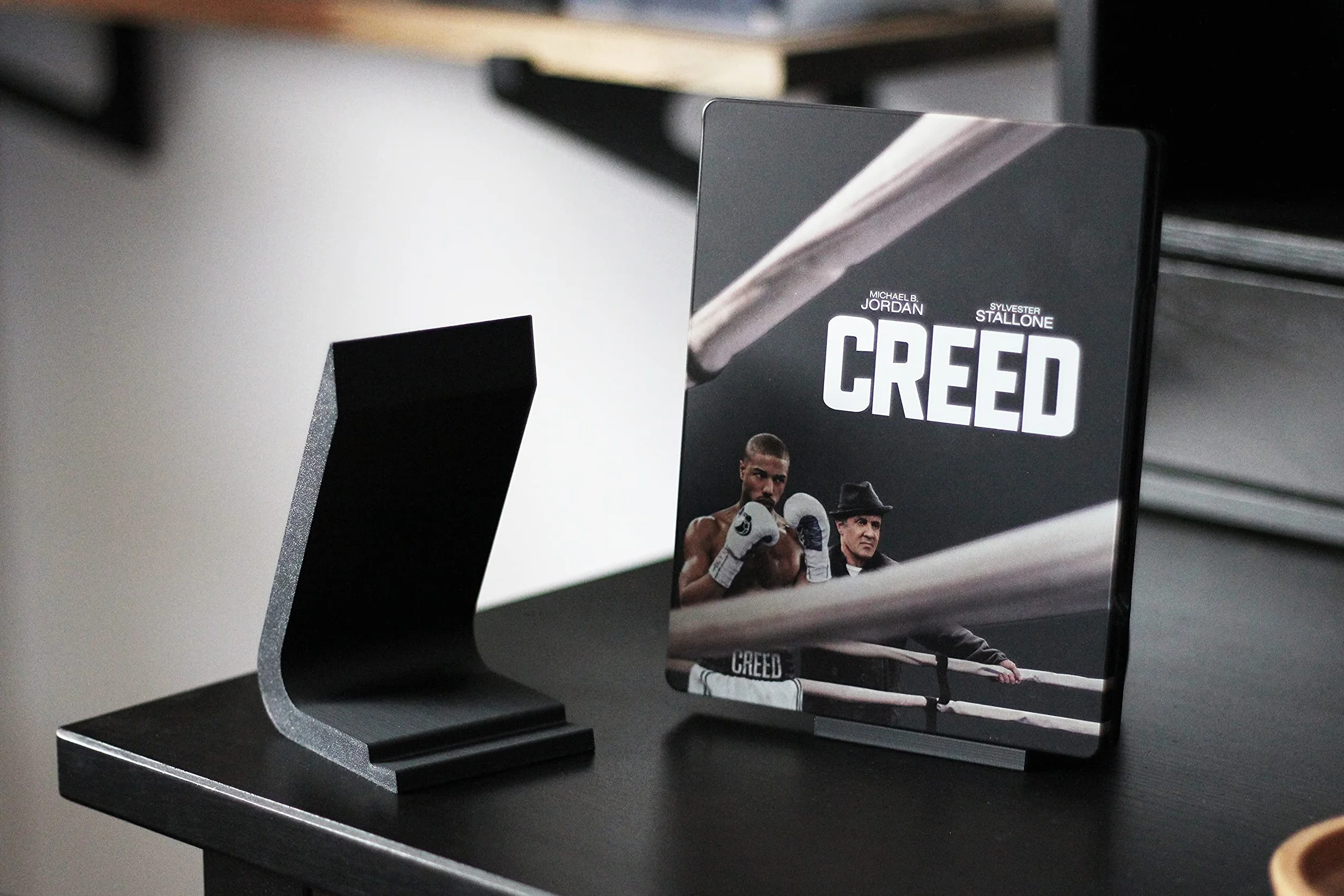 NewGround Designs Supporto per DVD/Blu-Ray/videogioco Steelbook Display – Supporto, Mediabook Deko
