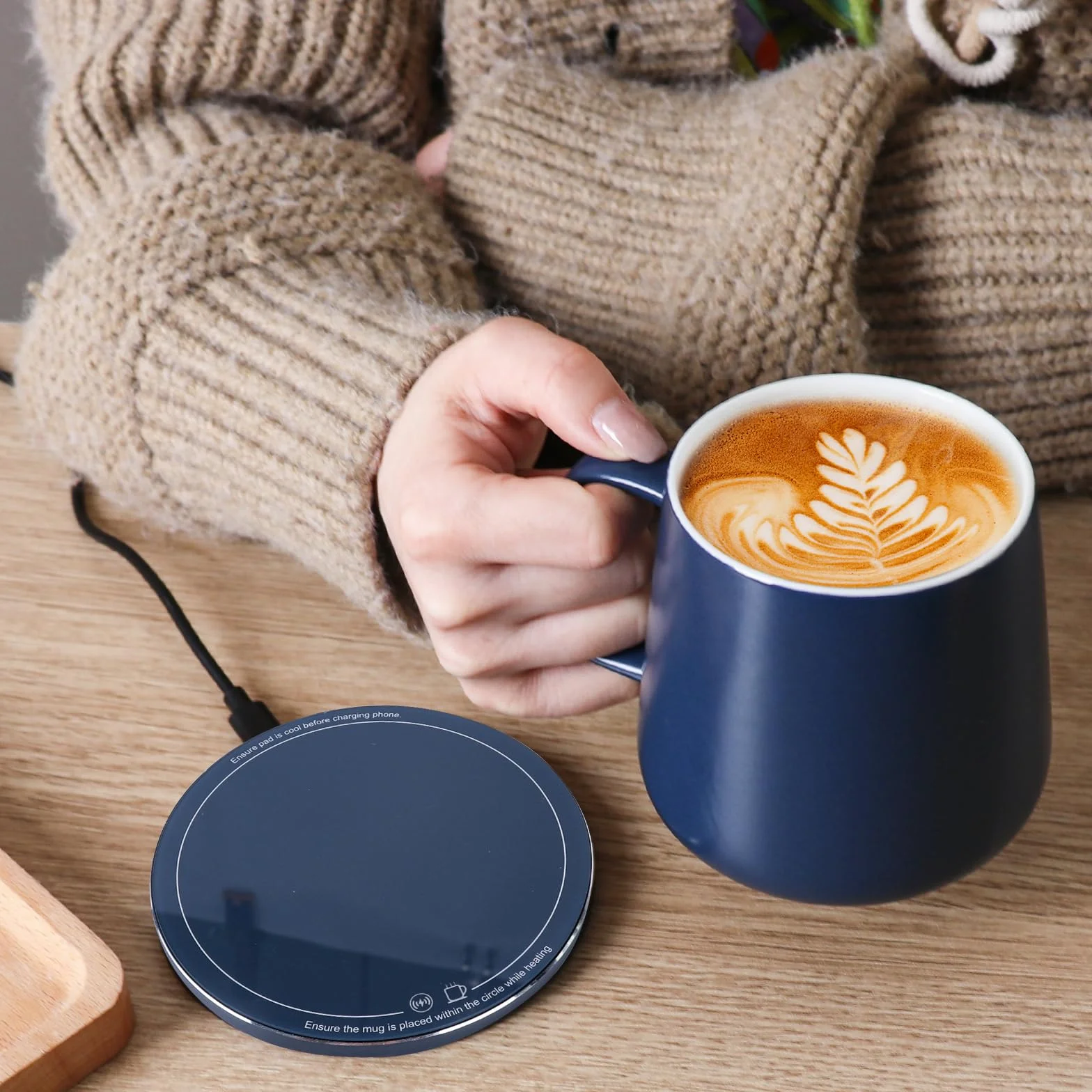 APEKX Scaldatazze da caffè Scalda tazza intelligente Scaldabevande elettrico Spegnimento automatico, scalda caffè, tè e latte 12.8oz,Controllo Della Temperatura di 131 °F/55 °C(blu)