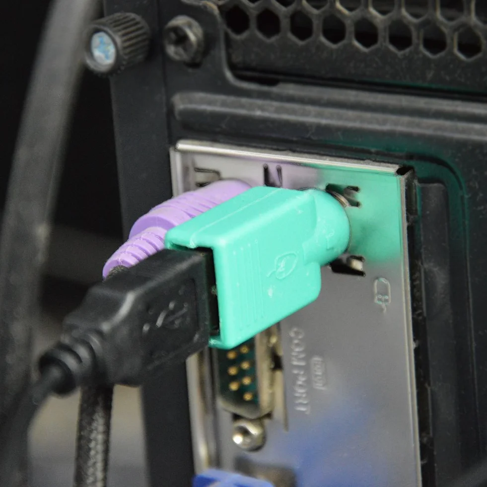 Adattatore PS/2, da maschio PS2 a femmina USB convertitore e adattatore per tastiera e mouse, 2 pezzi (avviso: non è compatibile con tutte le schede madre)
