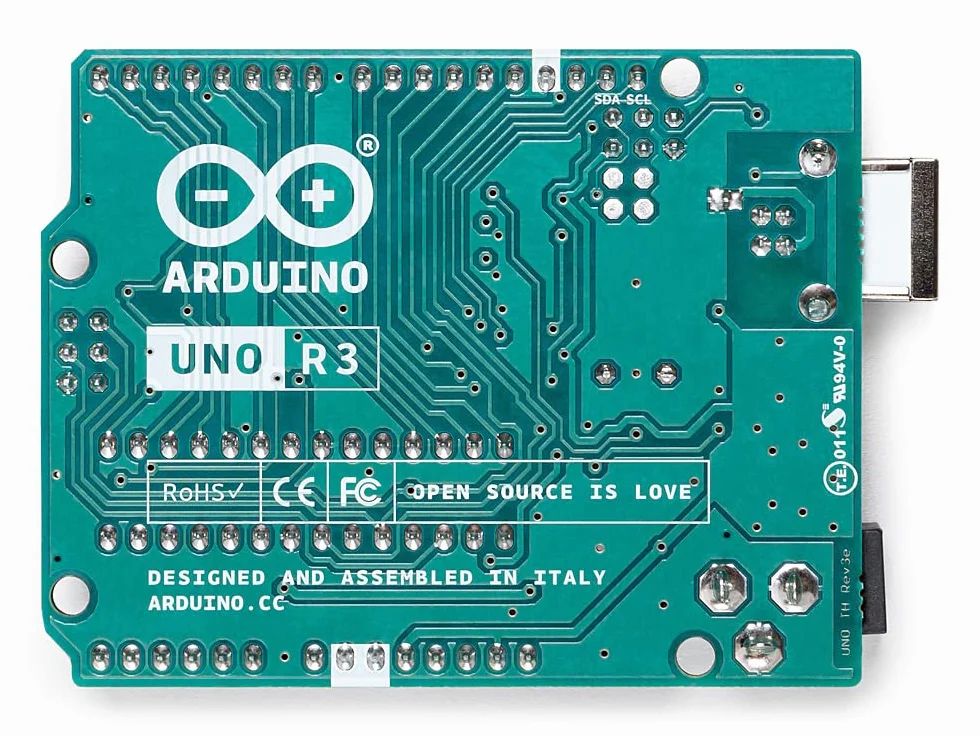 Arduino UNO Rev3 [A000066] - Scheda di sviluppo versatile con microcontrollore ATmega328P, compatibile con Arduino IDE, ideale per principianti e progetti di elettronica, robotica e fai da te