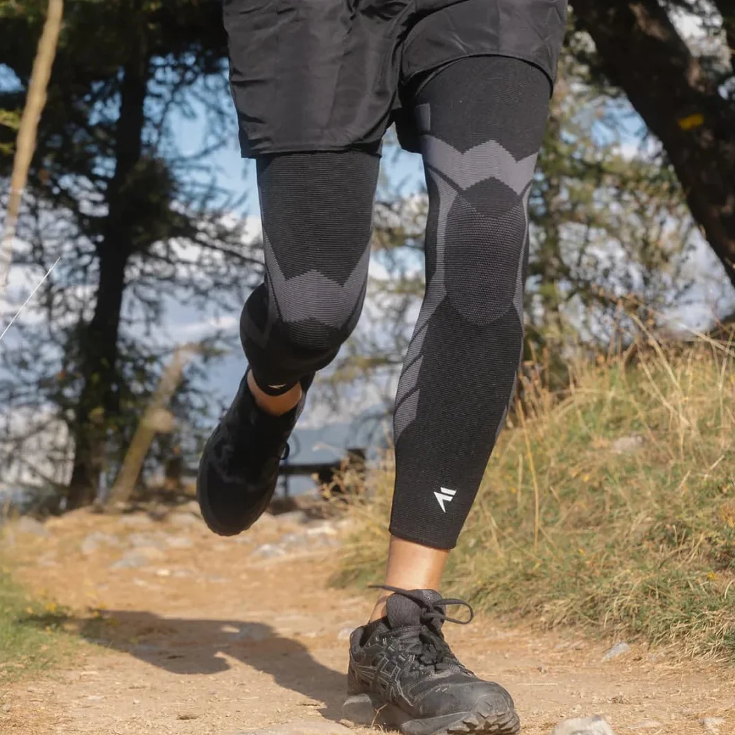 Flytex Gambali a Compressione Ginocchio Sollievo Dolore Osteoartrite Corsa Trekking Ciclismo