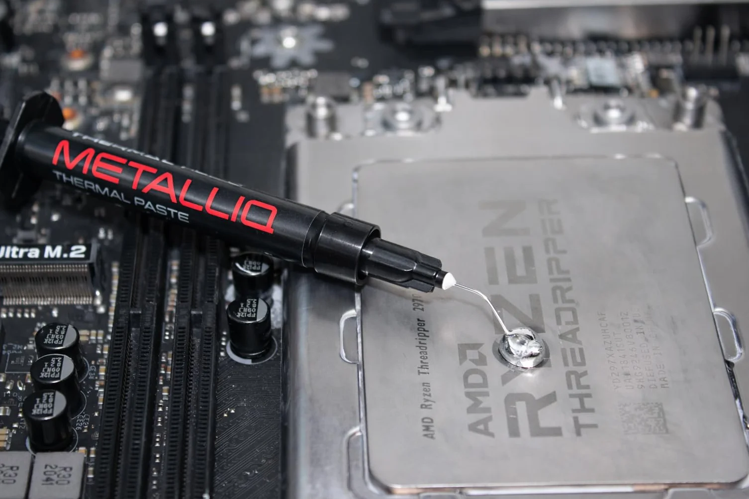 METALLIQ Pasta termica metallo liquido CPU GPU raffreddamento estremo PC gioco overclocking delid