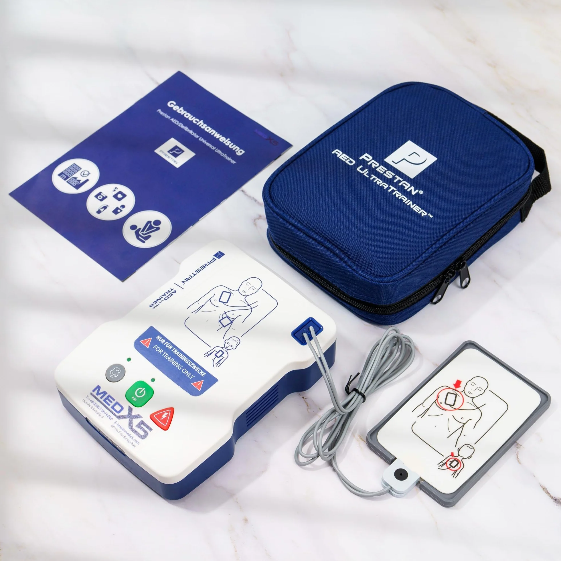 UltraTrainer AED Defibrillatore Universale Tedesco Inglese 3 Anni Garanzia