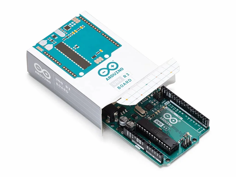 Arduino UNO Rev3 [A000066] - Scheda di sviluppo versatile con microcontrollore ATmega328P, compatibile con Arduino IDE, ideale per principianti e progetti di elettronica, robotica e fai da te