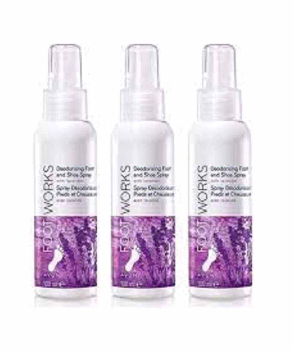 AVON Foot Works deodorante spray per piedi e scarpe 300 ml 3 pezzi