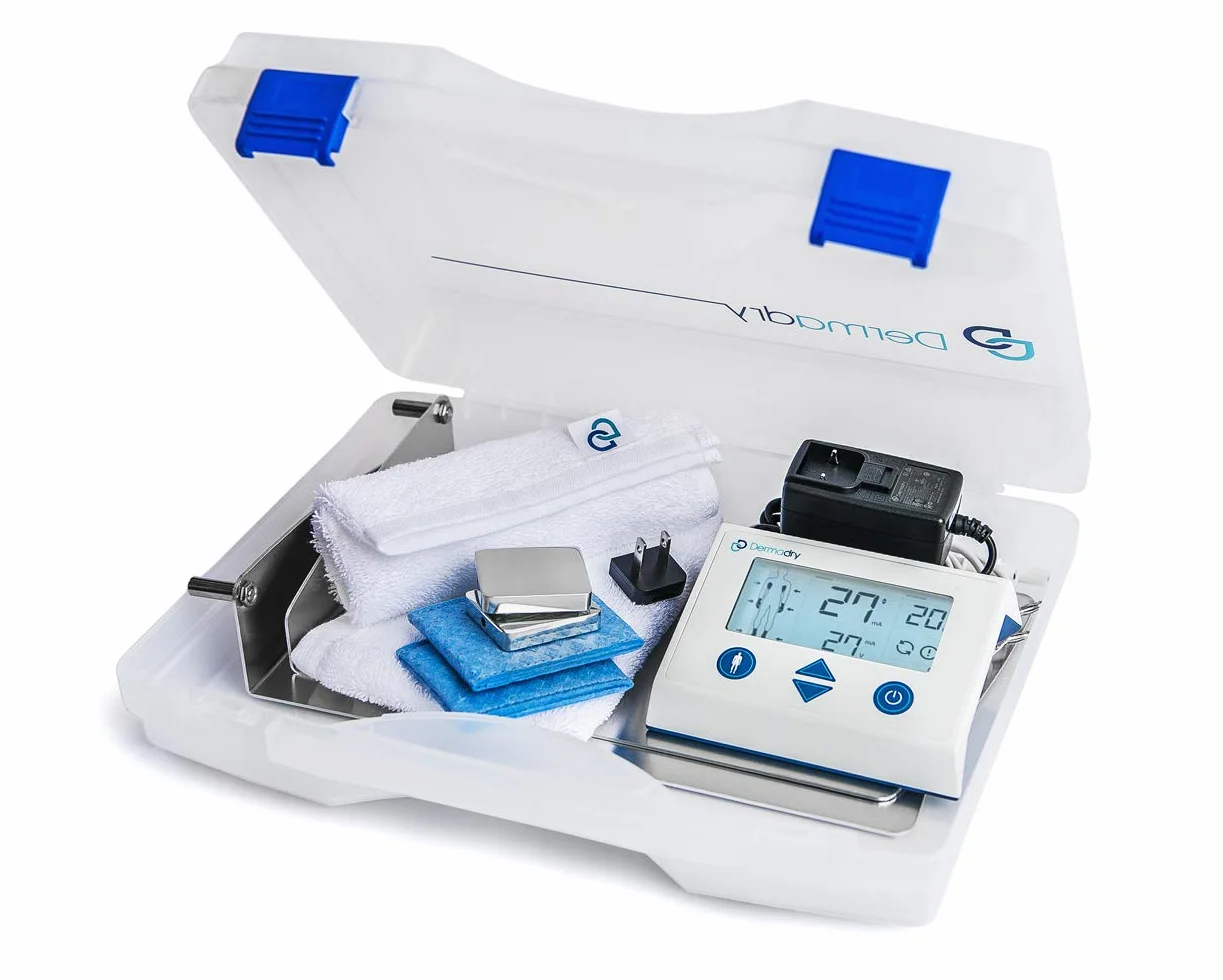 Dermadry Total Macchina per ionoforesi - Trattamento iperidrosi mani piedi ascelle - Controllo sudore FDA