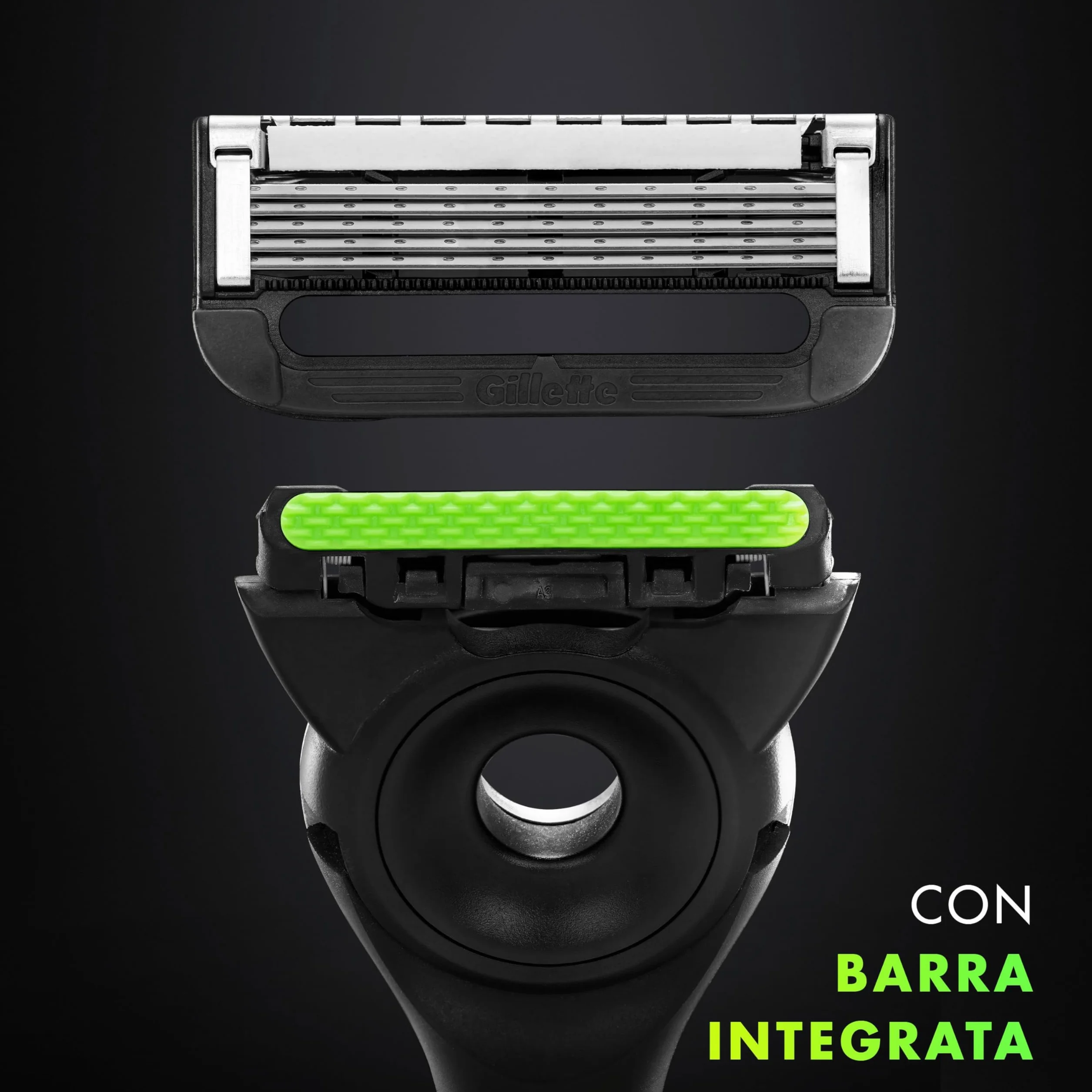 Gillette Labs Rasoio Uomo con 5 Lamette da Barba Base Magnetica Barra Elimina Impurità Nero