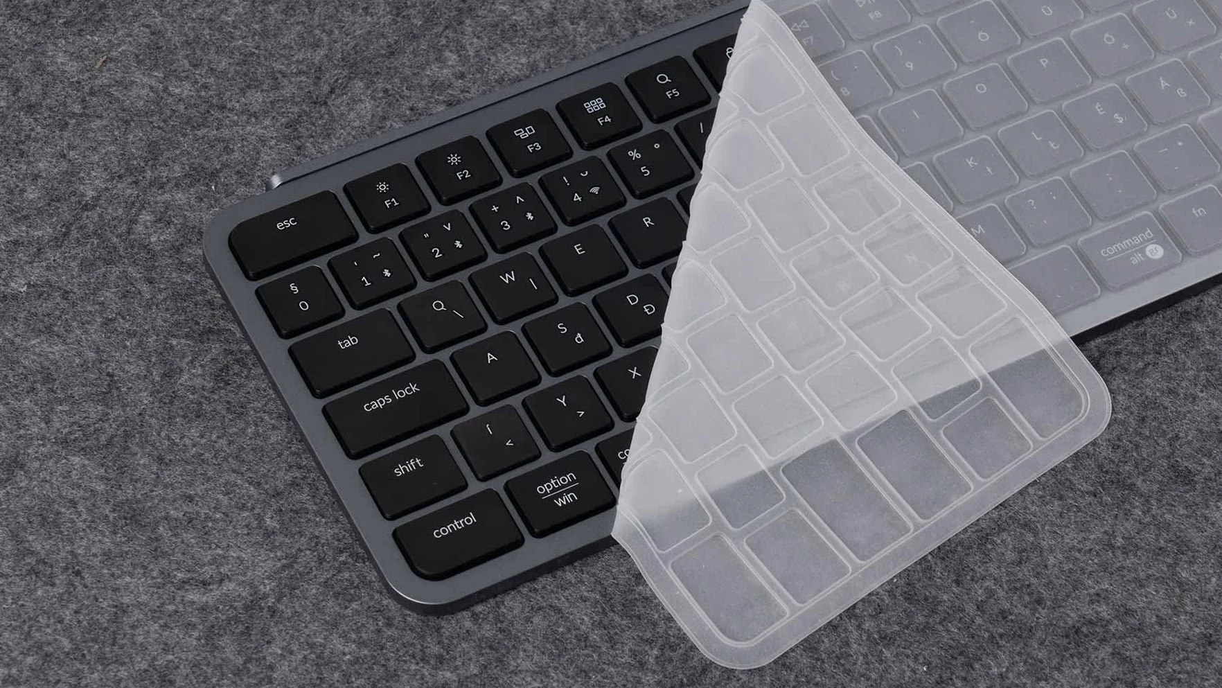 Keychron B6 Pro Tastiera Wireless Full Size Italiano ISO QWERTY ZMK 2.4 GHz Bluetooth Cablata Grigio Siderale
