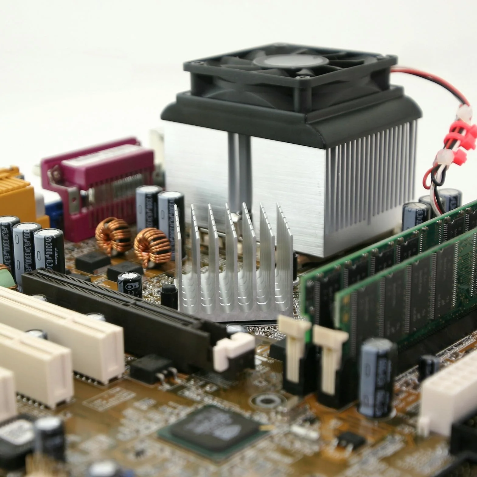 QUARKZMAN 22pz 9x9x12mm Dissipatore Alluminio Radiatore Calore Bacino Raffreddamento con Termico Blu Sticker per Chip CPU, Potenza Transistor, FET, IC, Potenza Amplificatore, Blu