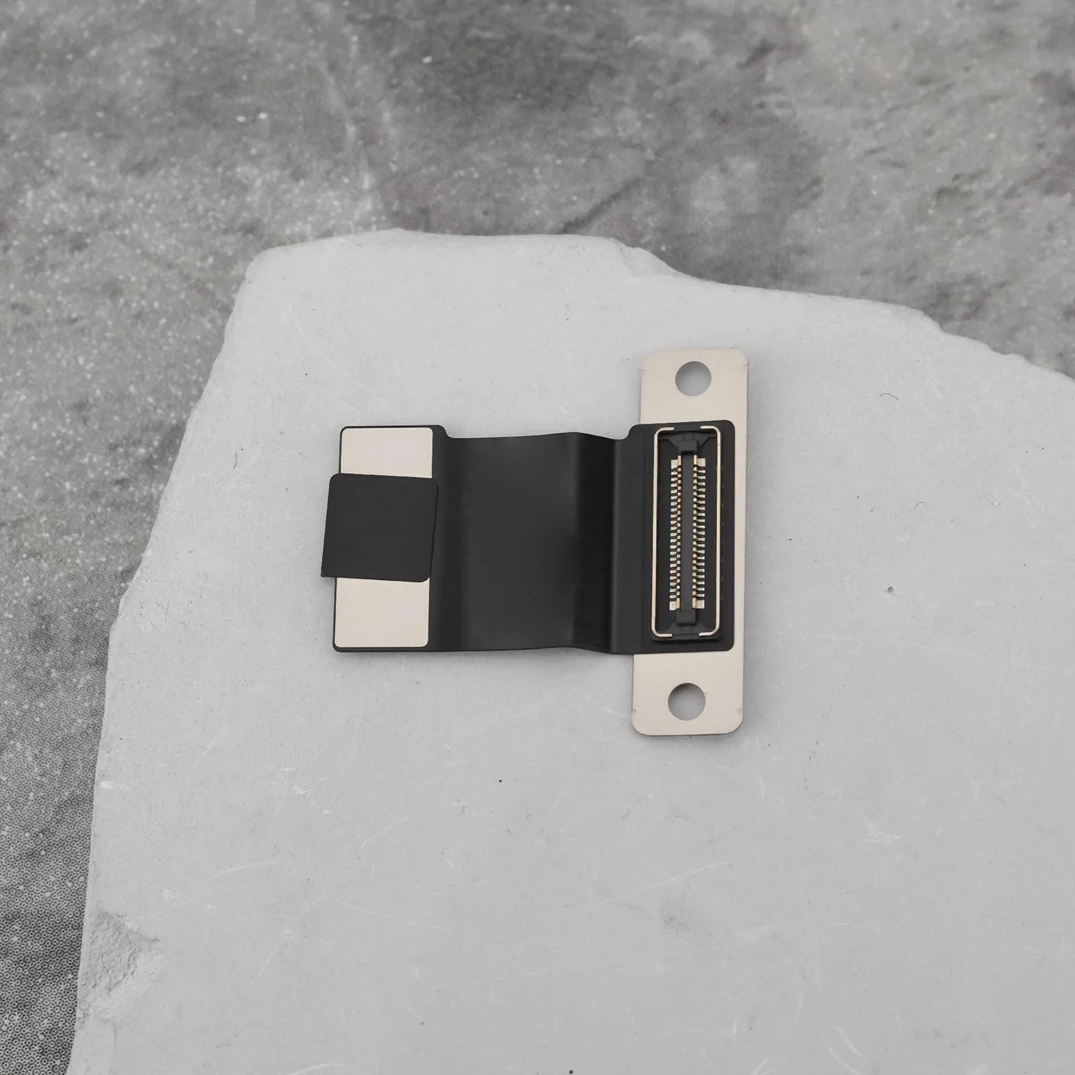 Display LCD LVDS Flessibile da 13" Compatibile con MacBook PRO A1706 A1989 A2251