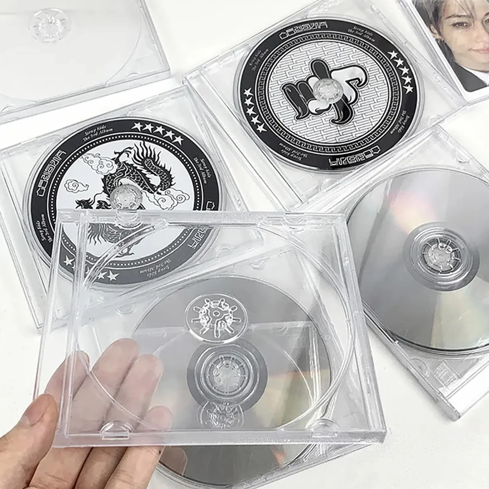 12 Pezzi 10,4mm Custodia Protettiva Standard per CD Dvd con Vassoio Trasparente Assemblato CD Jewel Case Holder Plastica 14,2x12,4x1 cm