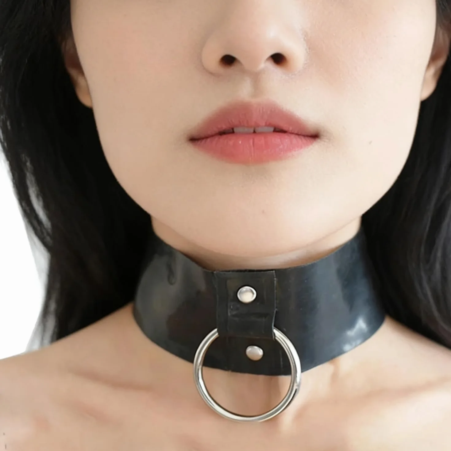 Copricollo Lattice Gomma Nero con O Ring e Fibbia Regolabile