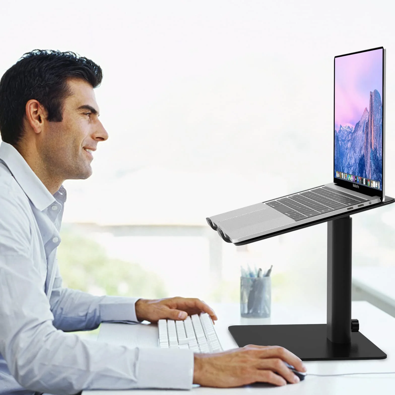 BESIGN LSX6 Supporto PC portatile, Supporto per portatile ergonomico per il lavoro in stand, Supporto per laptop compatibile con portatili da 10-15.6", Nero
