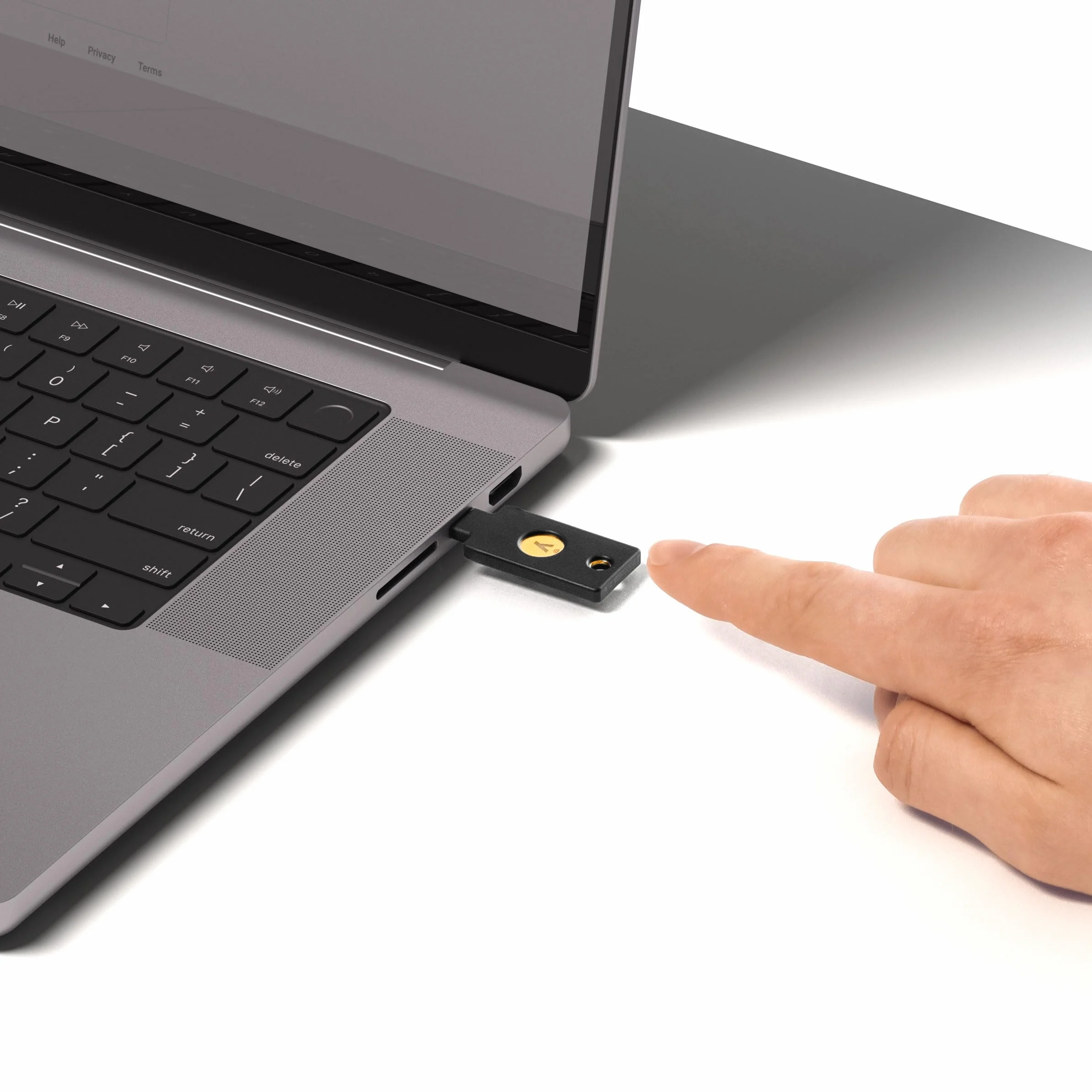 Yubico – YubiKey 5C – Due Factor Autentication USB e NFC Security Key, adatta alle porte USB-C e ai dispositivi mobili supportati NFC – protegge i vostri account online con More Than a password.