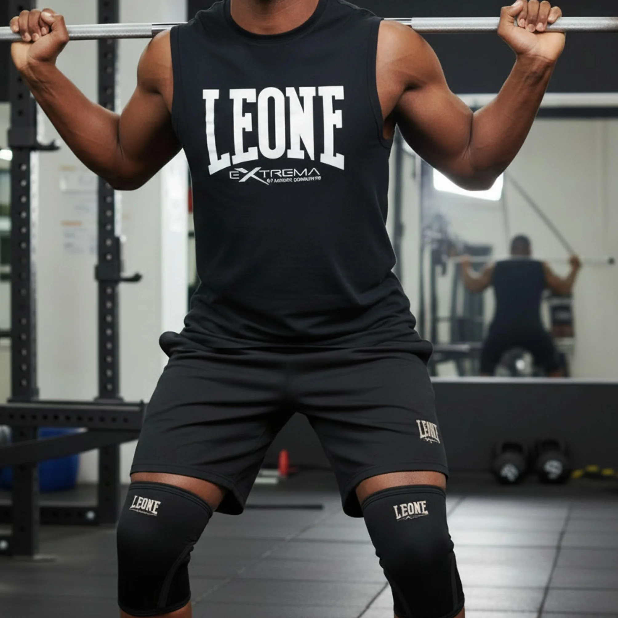 LEONE 1947 LIFTER Ginocchiera Compression Supporto Ginocchio Unisex Adulto Stabilità Comfort Training AC803