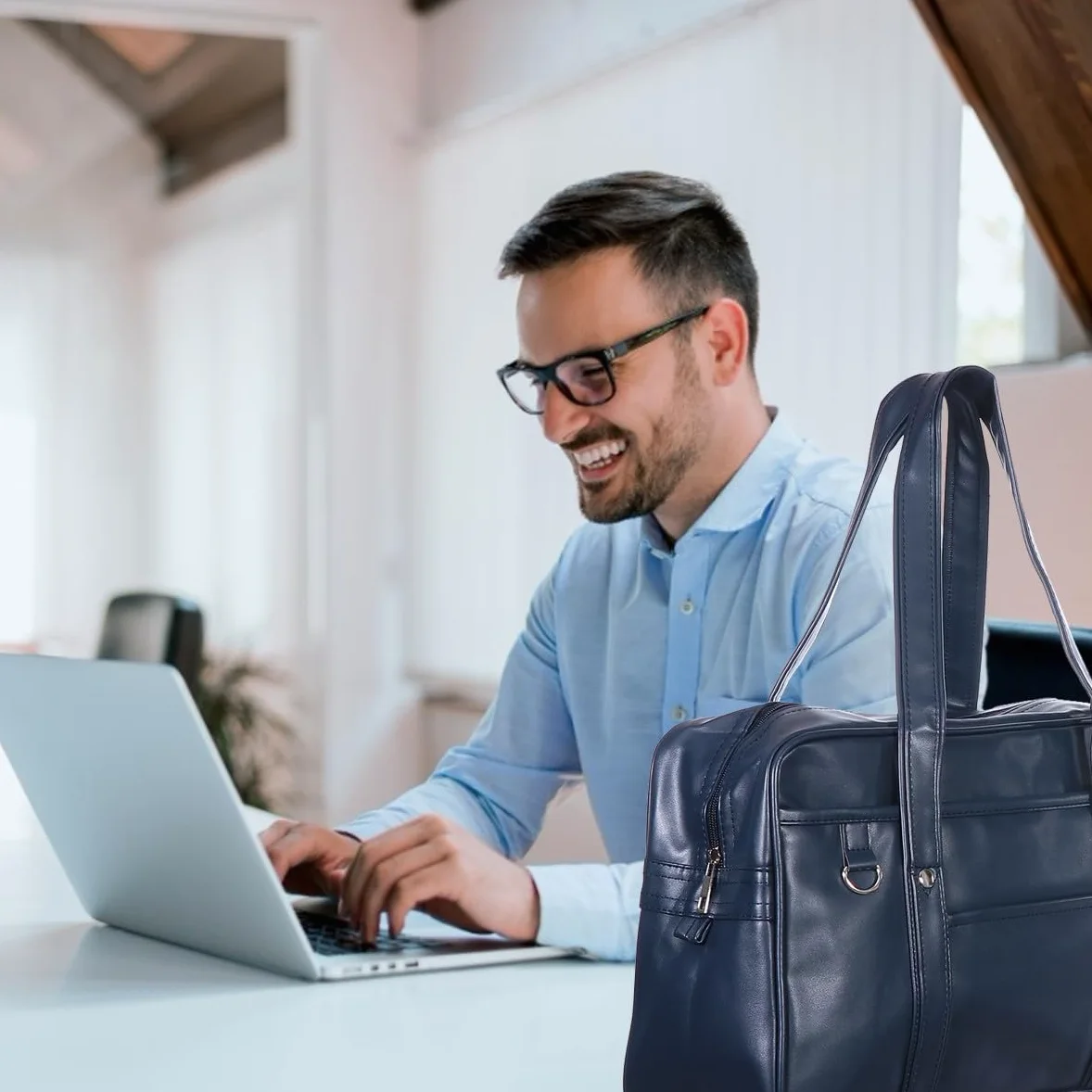 GALPADA Borsa Tracolla in Pu per Laptop e Libri, Design Semplice e Moderno, Capiente e Leggera, per Back To School Party e Uso Quotidiano
