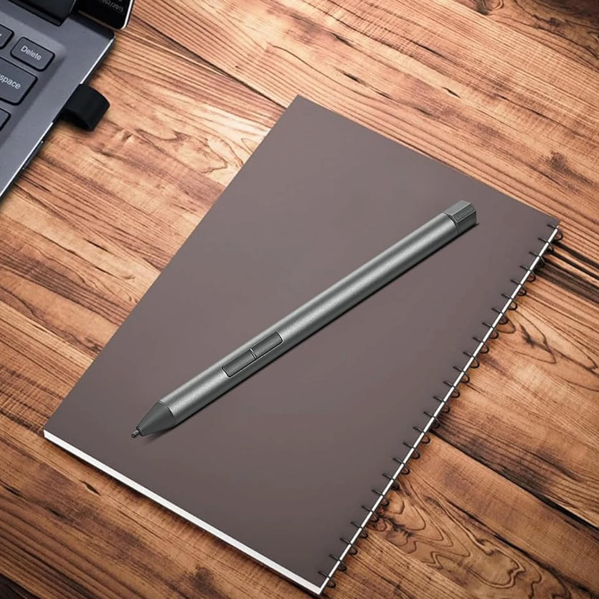 Lenovo Digital Pen 2: Penna Digitale Bluetooth, Tecnologia Attiva per Scrittura Paper-like. Compatibile con Windows 10 e Superiori. Punta in Elastomero, Pulsanti Rapidi e Autonomia Estesa – Grigio