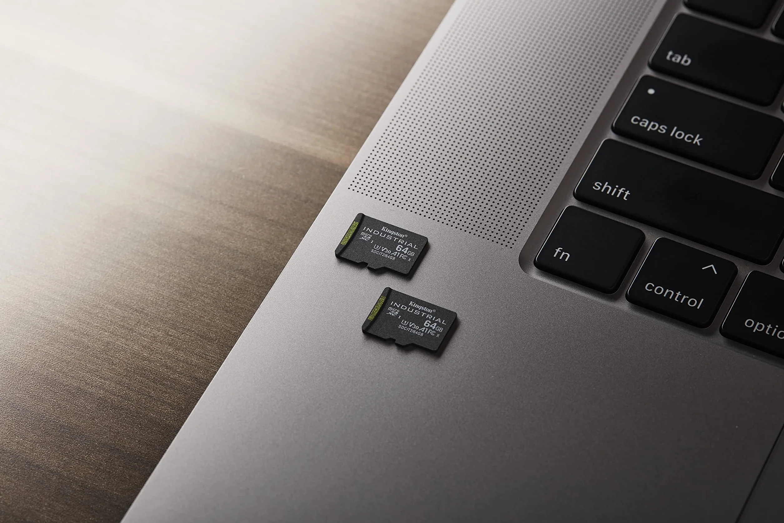 Kingston Industrial microSD -16GB microSDHC Industrial C10 A1 pSLC - Scheda singola senza adattatorer - SDCIT2/16GBSP
