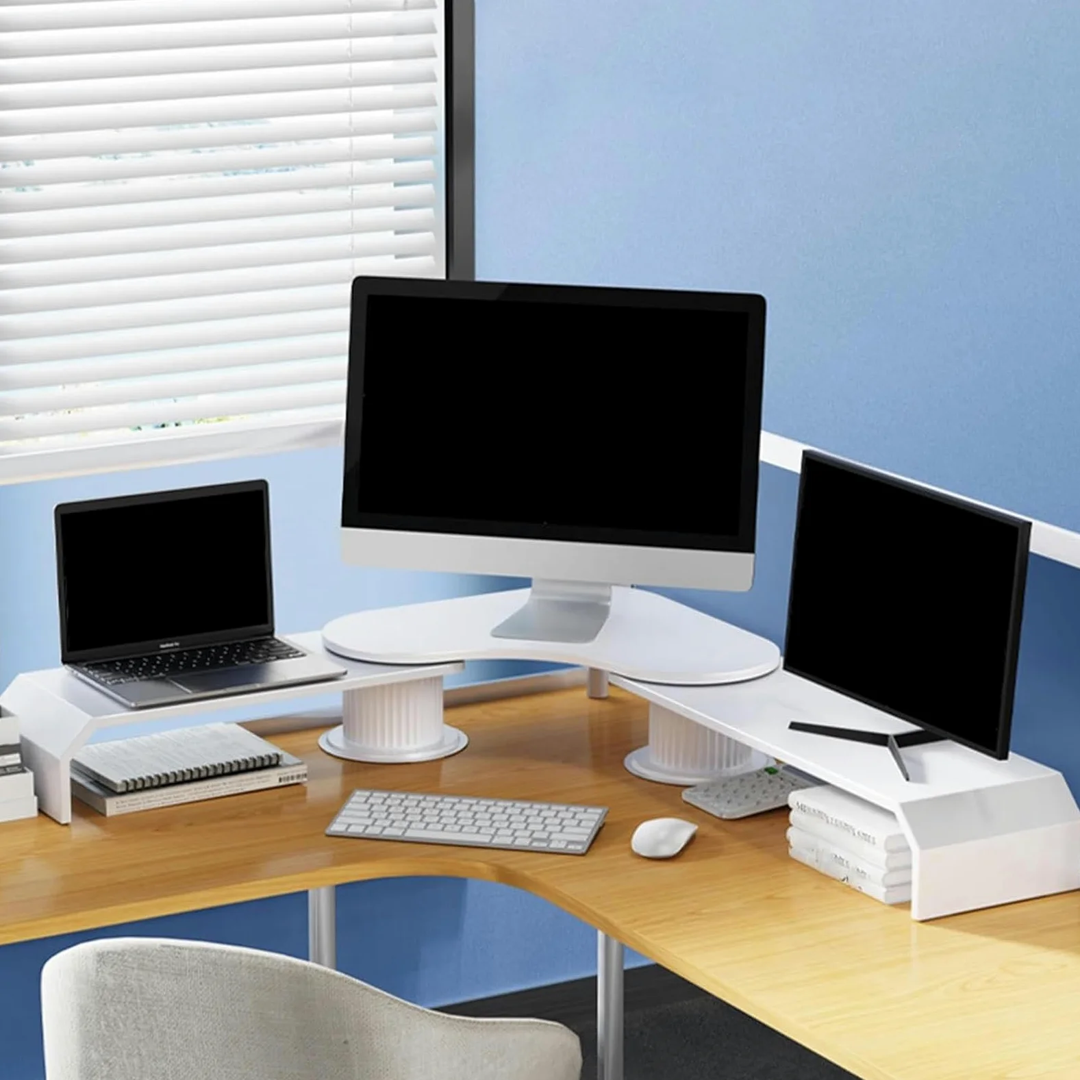 Supporto per Monitor angolare per 3 schermi, Supporto per Monitor angolare per Computer, Organizer da scrivania Regolabile, Rotazione di 270°, Supporto angolare in Metallo per Laptop.