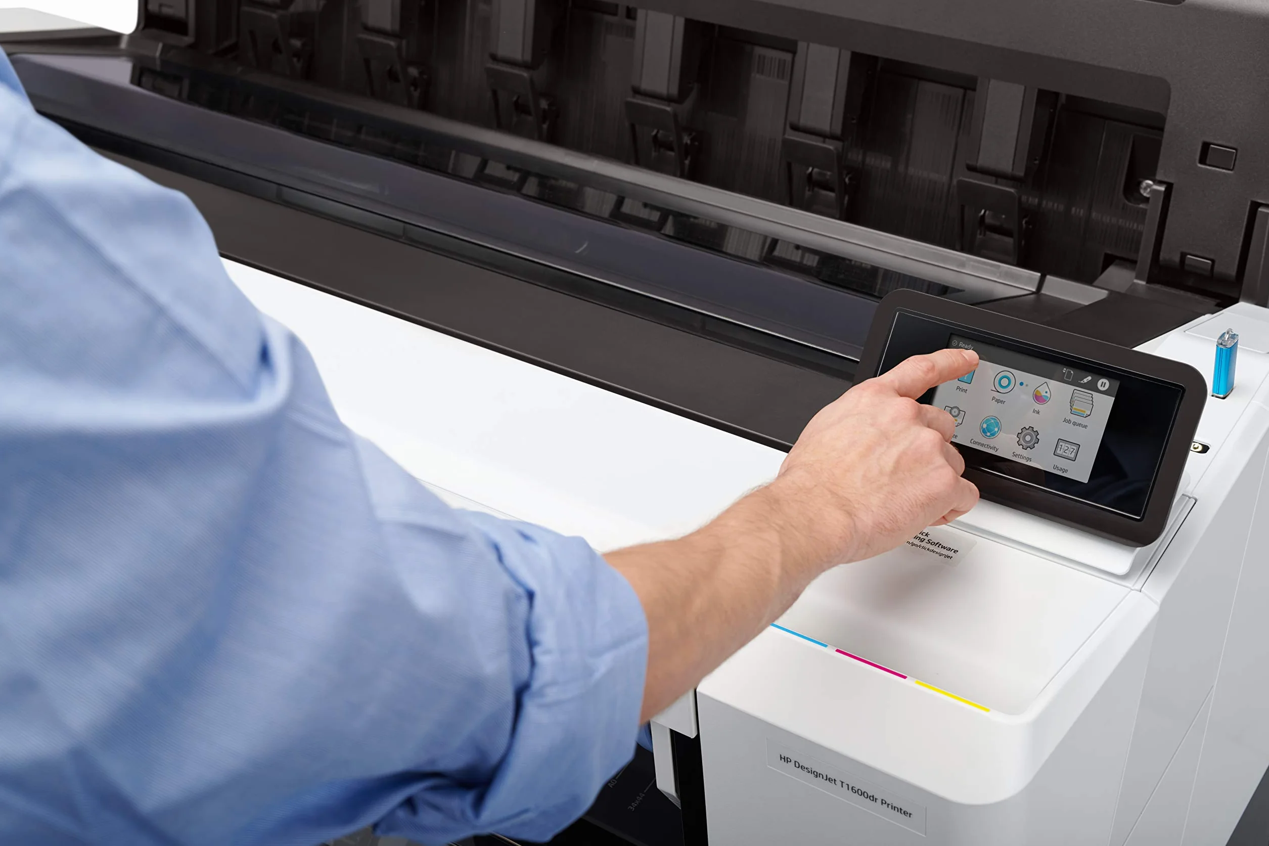 HP DesignJet T1600 3EK10A, da 91 cm, velocità 180 stampe A1 all’ora, grammatura da 60 a 328 g/m², LAN Gigabit, USB, Wi-Fi, piedistallo, Bianco