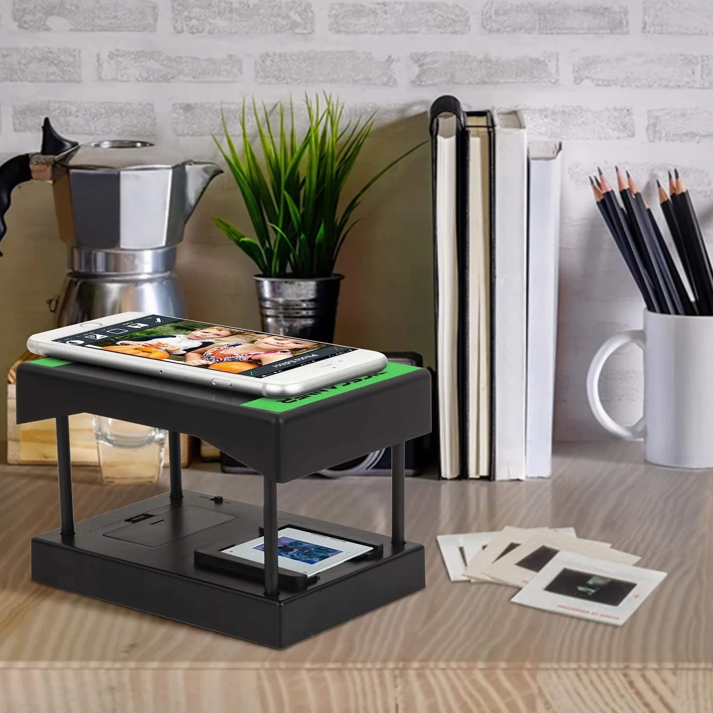 Mobile Film Scanner, Scanner diapositive e negativi, Scanner diapositive, Scanner foto, Digitalizzare diapositive e negativi a casa utilizzando lo smartphone, Conversione pellicole a colori da 35mm